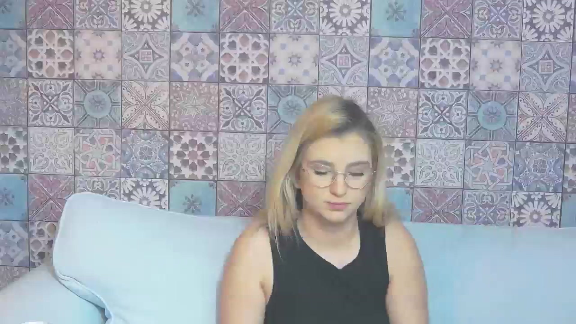 Gallery image thumbnail from BrigitteW_'s myfreecams stream on, 12/23/2023, 18:44 image 18 of 20