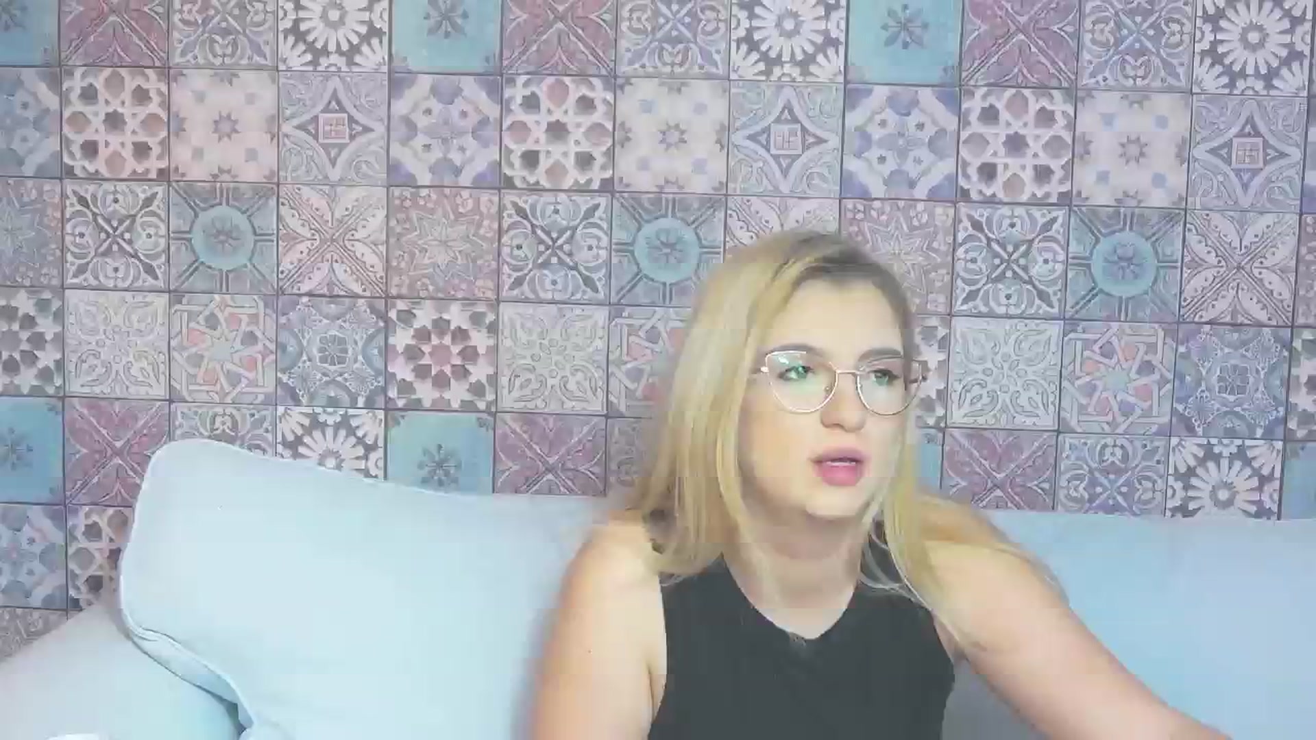 Gallery image thumbnail from BrigitteW_'s myfreecams stream on, 12/23/2023, 18:44 image 7 of 20