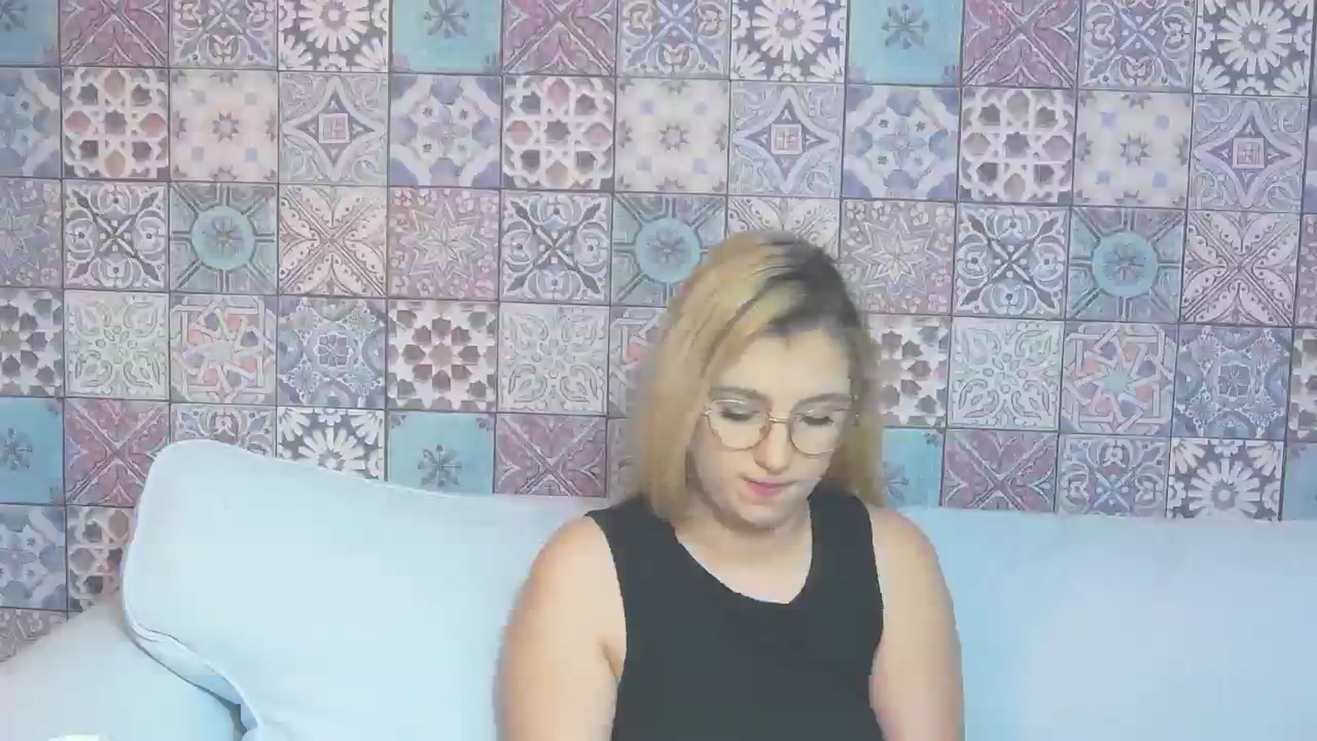 Gallery image thumbnail from BrigitteW_'s myfreecams stream on, 12/23/2023, 18:44 image 12 of 20