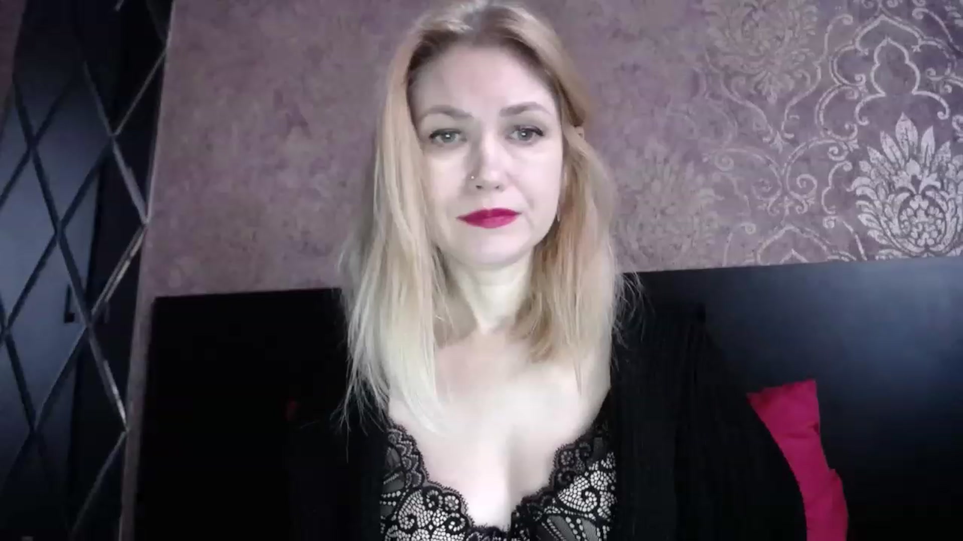 Gallery image thumbnail from Brilliant77's myfreecams stream on, 12/25/2022, 10:09 image 5 of 20