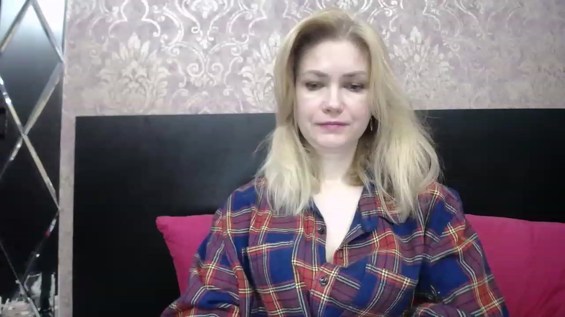 Gallery image thumbnail from Brilliant77's myfreecams stream on, 12/25/2022, 17:48 image 5 of 20