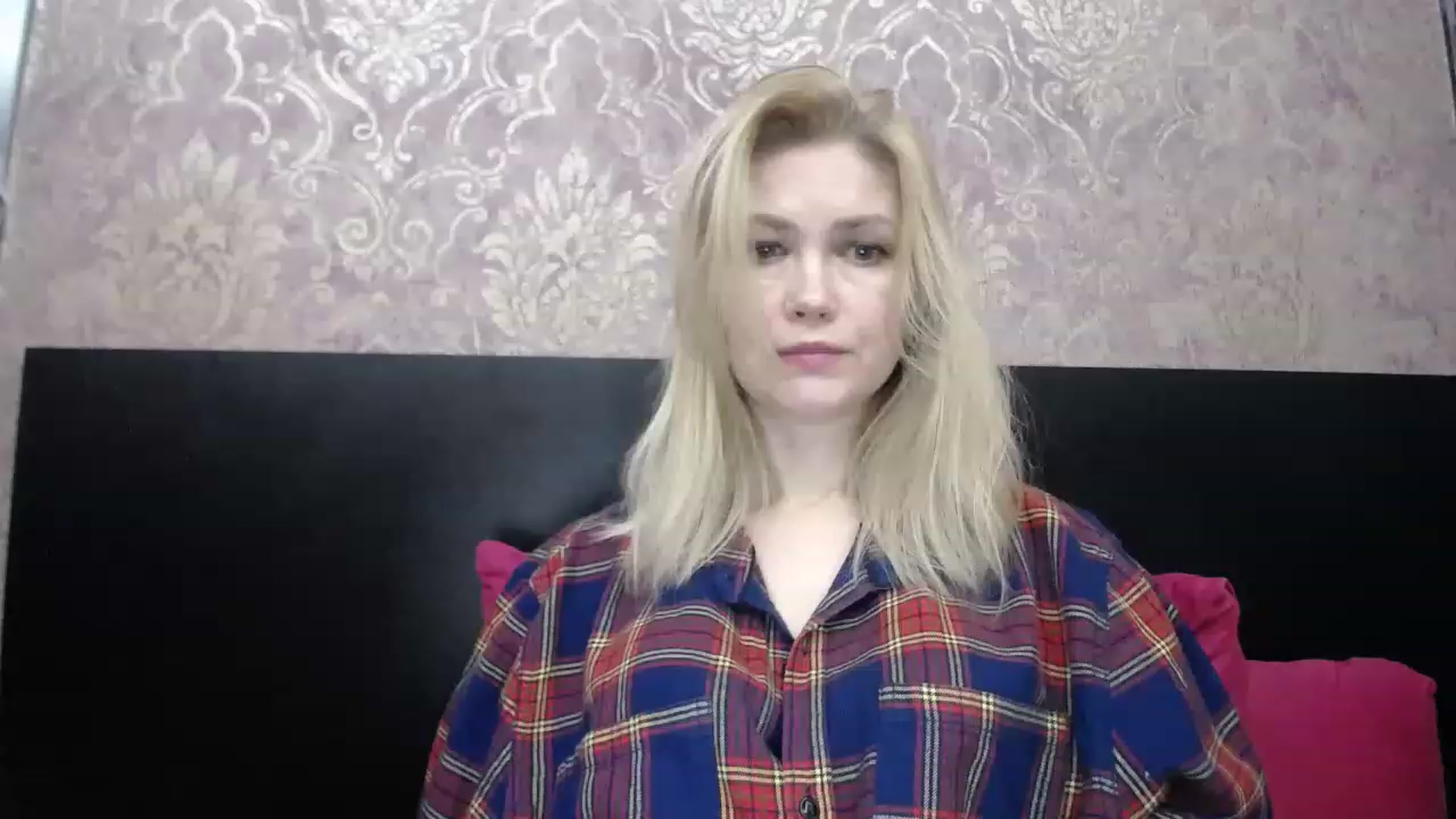 Gallery image thumbnail from Brilliant77's myfreecams stream on, 12/25/2022, 17:48 image 9 of 20