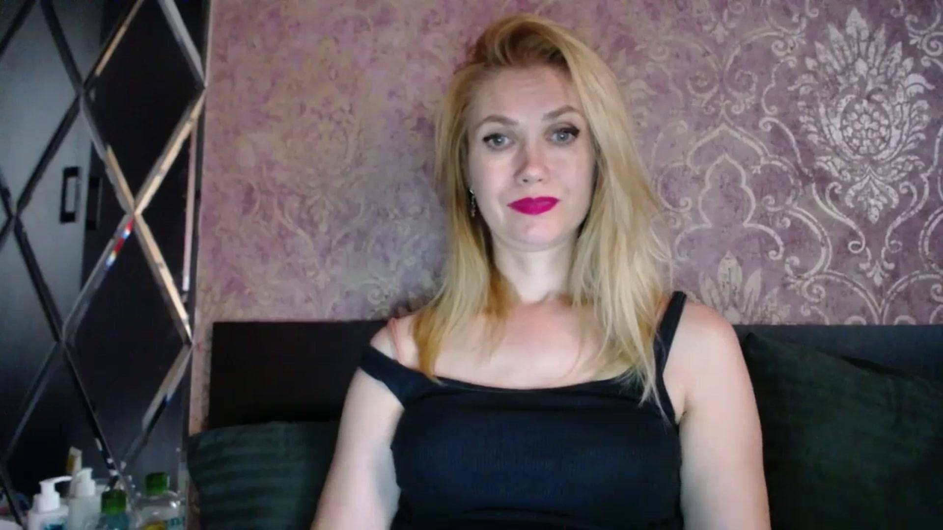 Gallery image thumbnail from Brilliant77's myfreecams stream on, 07/20/2023, 14:47 image 13 of 20