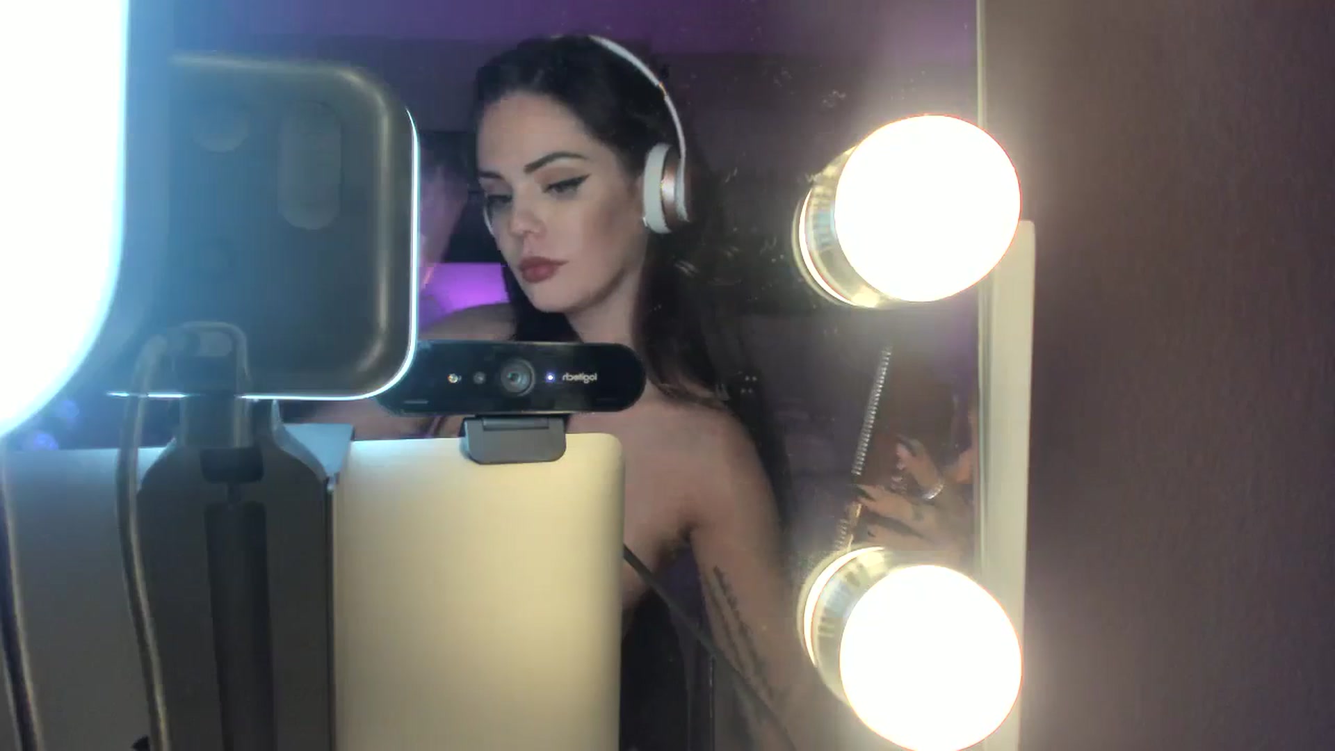 Gallery image thumbnail from BrinaNellie_'s myfreecams stream on, 09/02/2023, 05:05 image 18 of 20