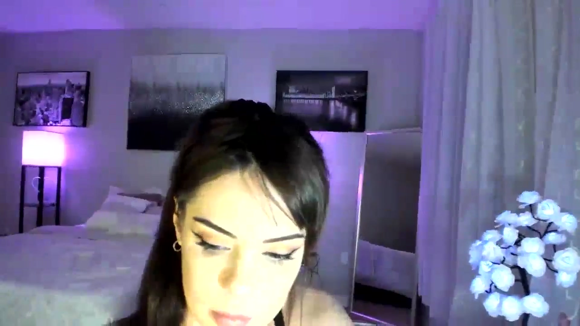 Gallery image thumbnail from BrinaNellie_'s myfreecams stream on, 09/03/2023, 03:43 image 16 of 20