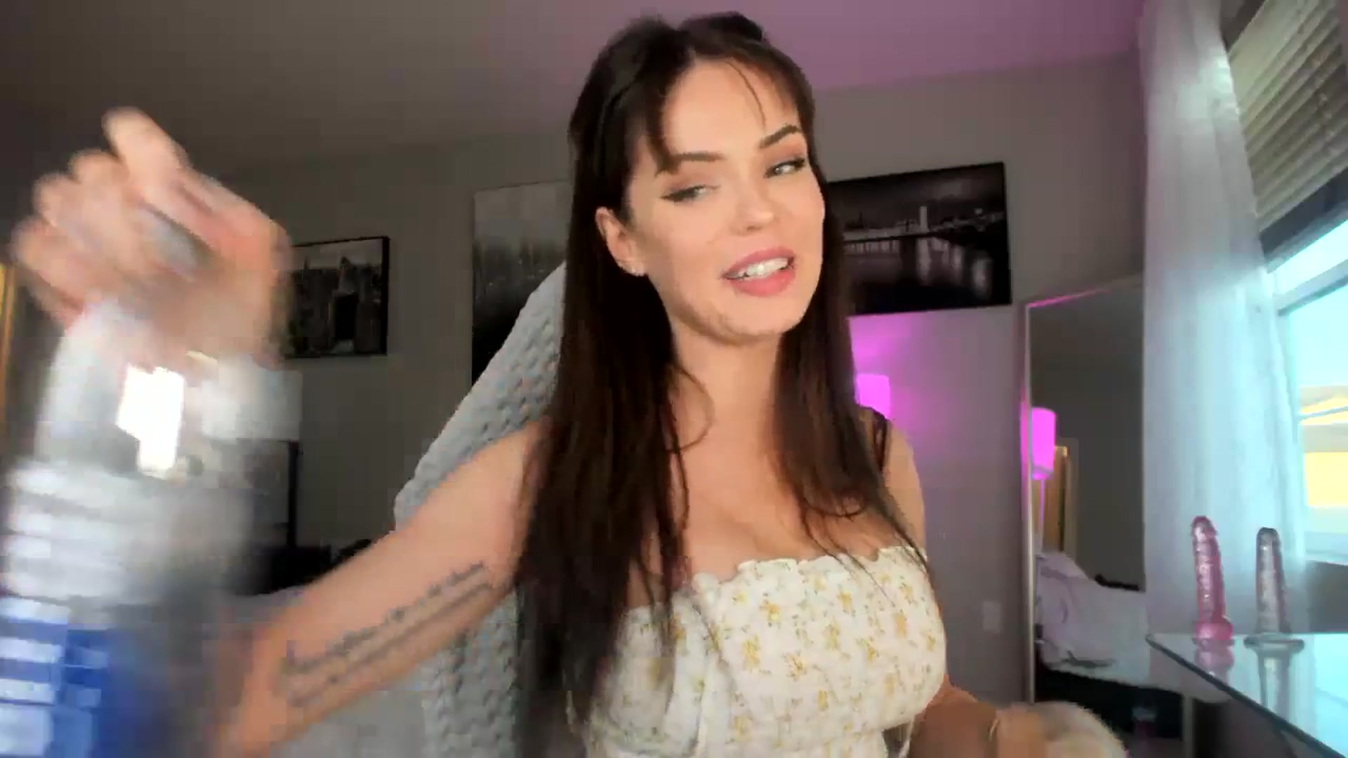 Gallery image thumbnail from BrinaNellie_'s myfreecams stream on, 09/07/2023, 02:27 image 5 of 20