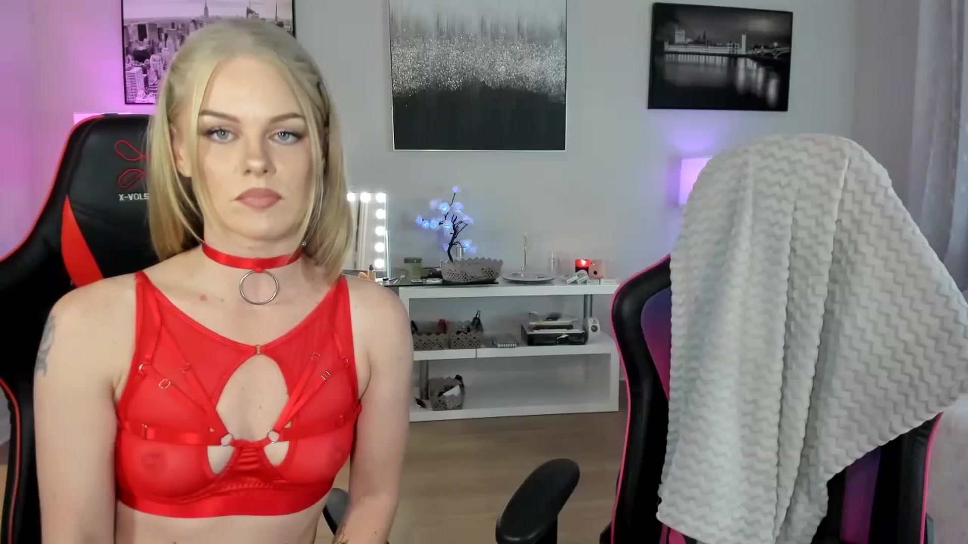Gallery image thumbnail from BrinaNellie_'s myfreecams stream on, 09/23/2023, 02:42 image 16 of 20