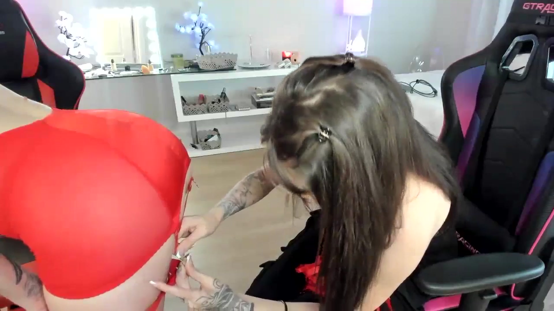 Gallery image thumbnail from BrinaNellie_'s myfreecams stream on, 09/23/2023, 04:08 image 5 of 20