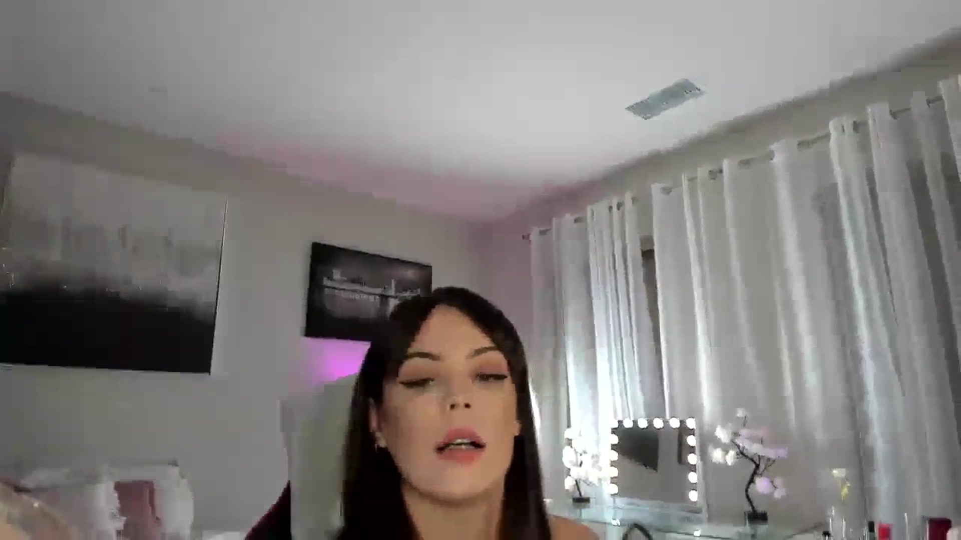 Gallery image thumbnail from BrinaNellie_'s myfreecams stream on, 10/12/2023, 01:56 image 13 of 20