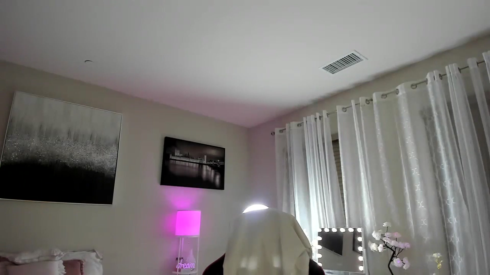 Gallery image thumbnail from BrinaNellie_'s myfreecams stream on, 10/12/2023, 01:56 image 12 of 20