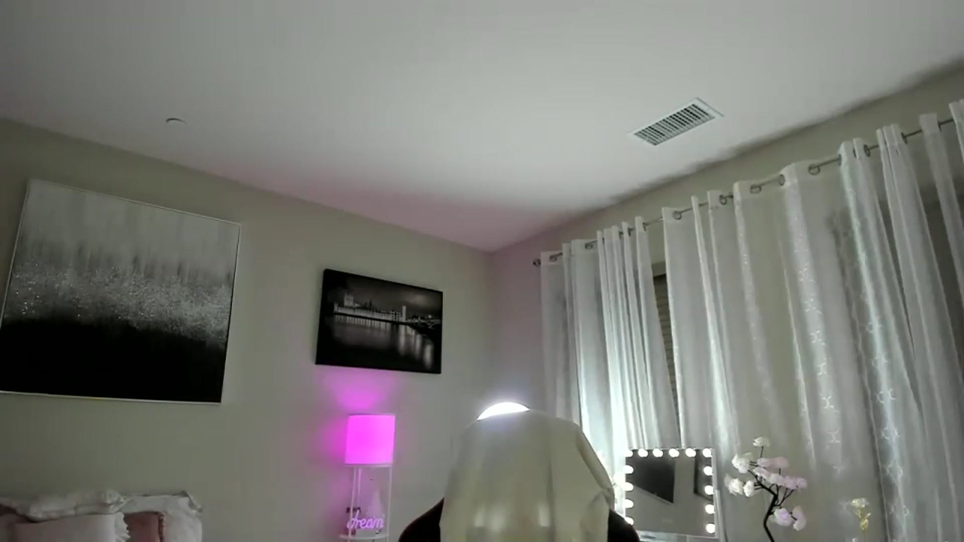 Gallery image thumbnail from BrinaNellie_'s myfreecams stream on, 10/12/2023, 01:56 image 11 of 20