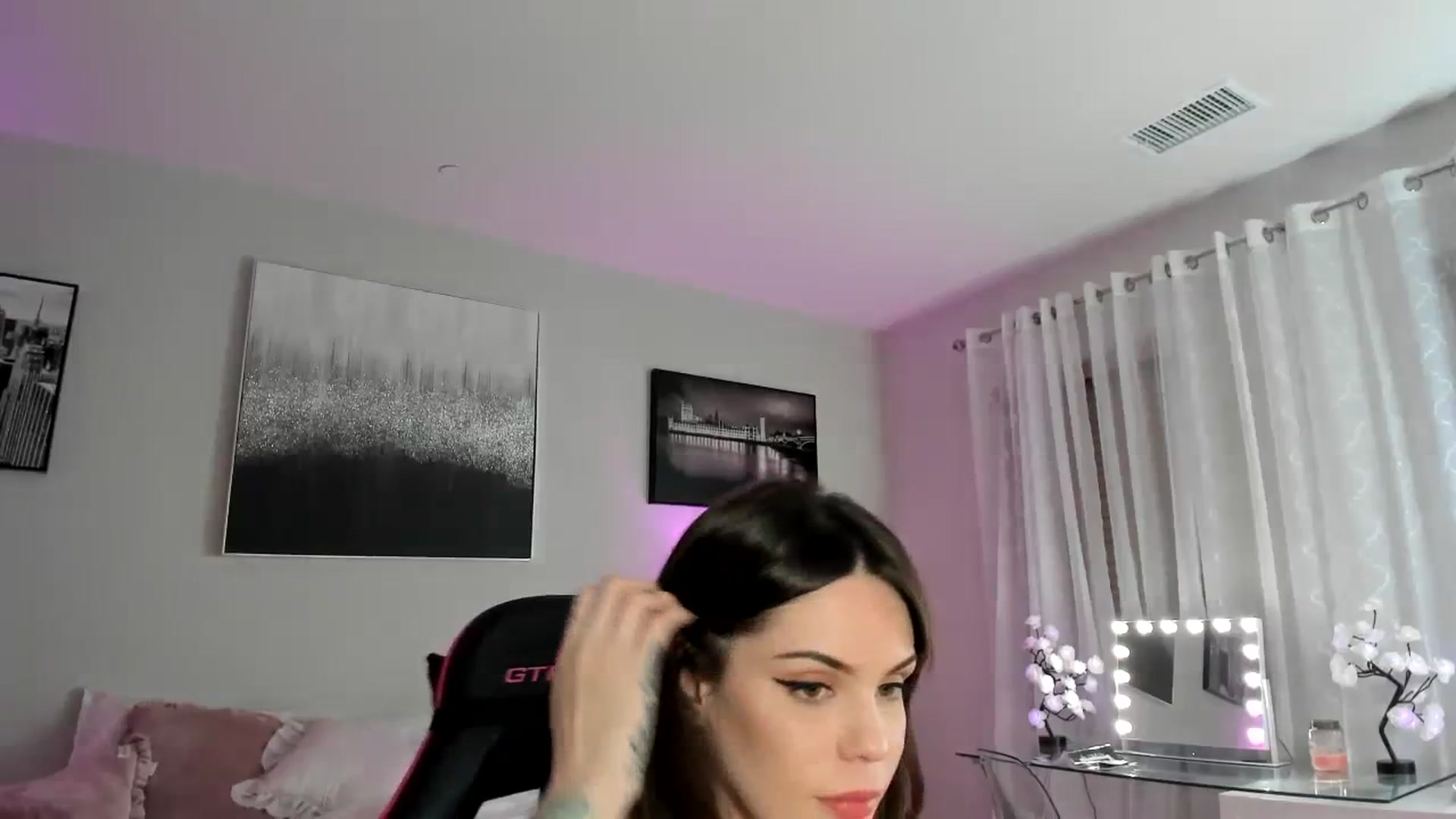 Gallery image thumbnail from BrinaNellie_'s myfreecams stream on, 10/13/2023, 05:12 image 20 of 20