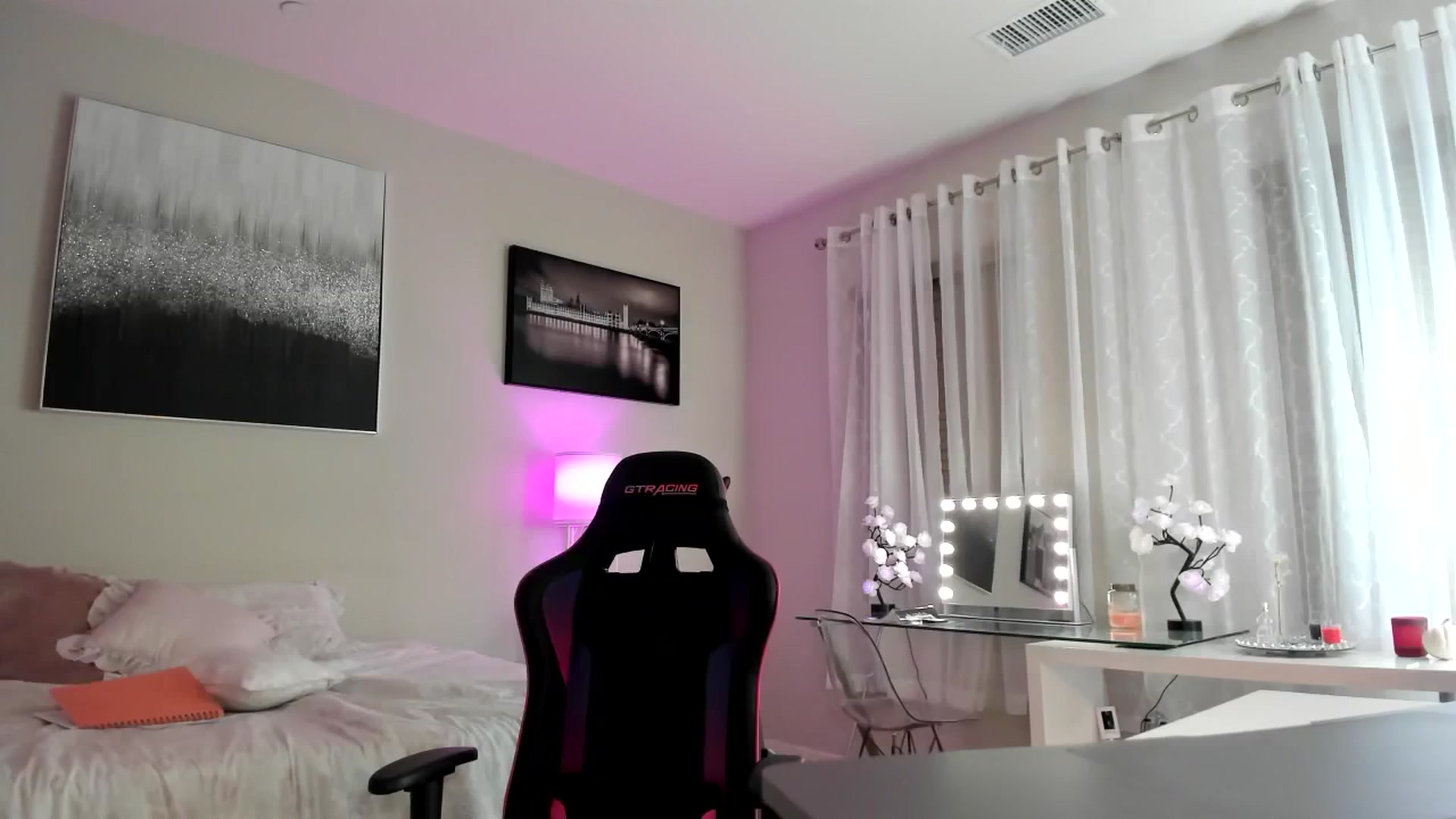 Gallery image thumbnail from BrinaNellie_'s myfreecams stream on, 10/13/2023, 05:12 image 13 of 20