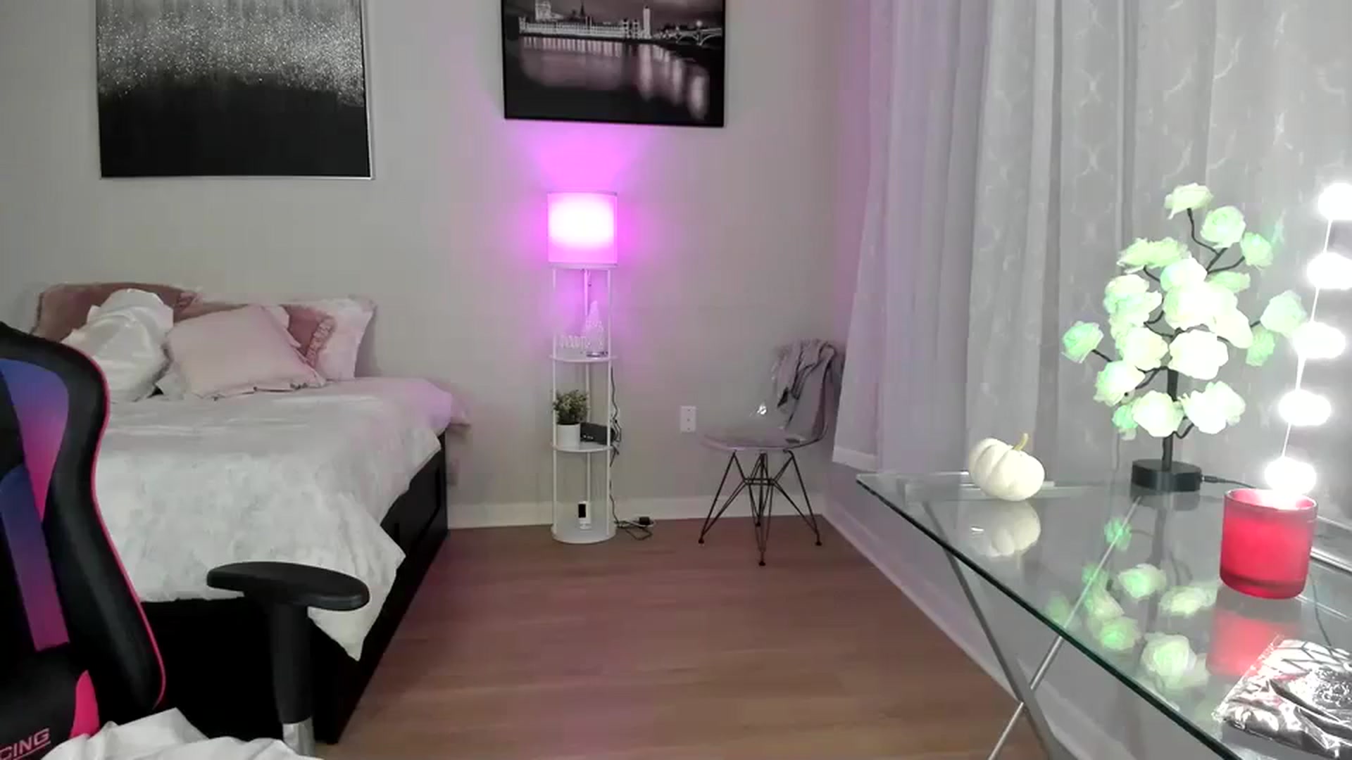 Gallery image thumbnail from BrinaNellie_'s myfreecams stream on, 10/15/2023, 04:33 image 15 of 20