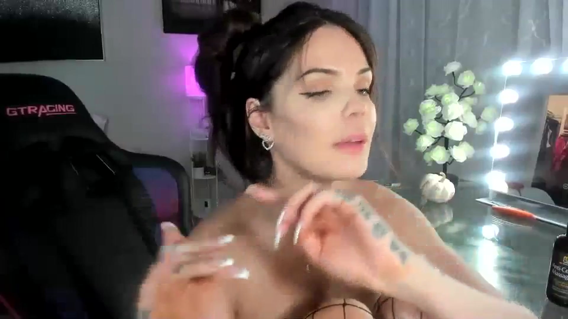 Gallery image thumbnail from BrinaNellie_'s myfreecams stream on, 10/15/2023, 07:19 image 13 of 20