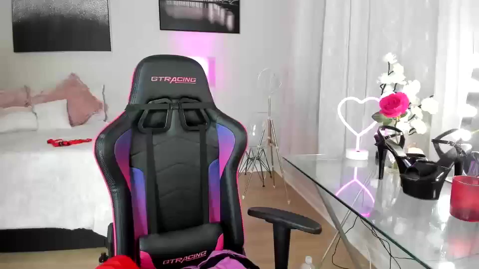 Gallery image thumbnail from BrinaNellie_'s myfreecams stream on, 10/21/2023, 03:24 image 14 of 20