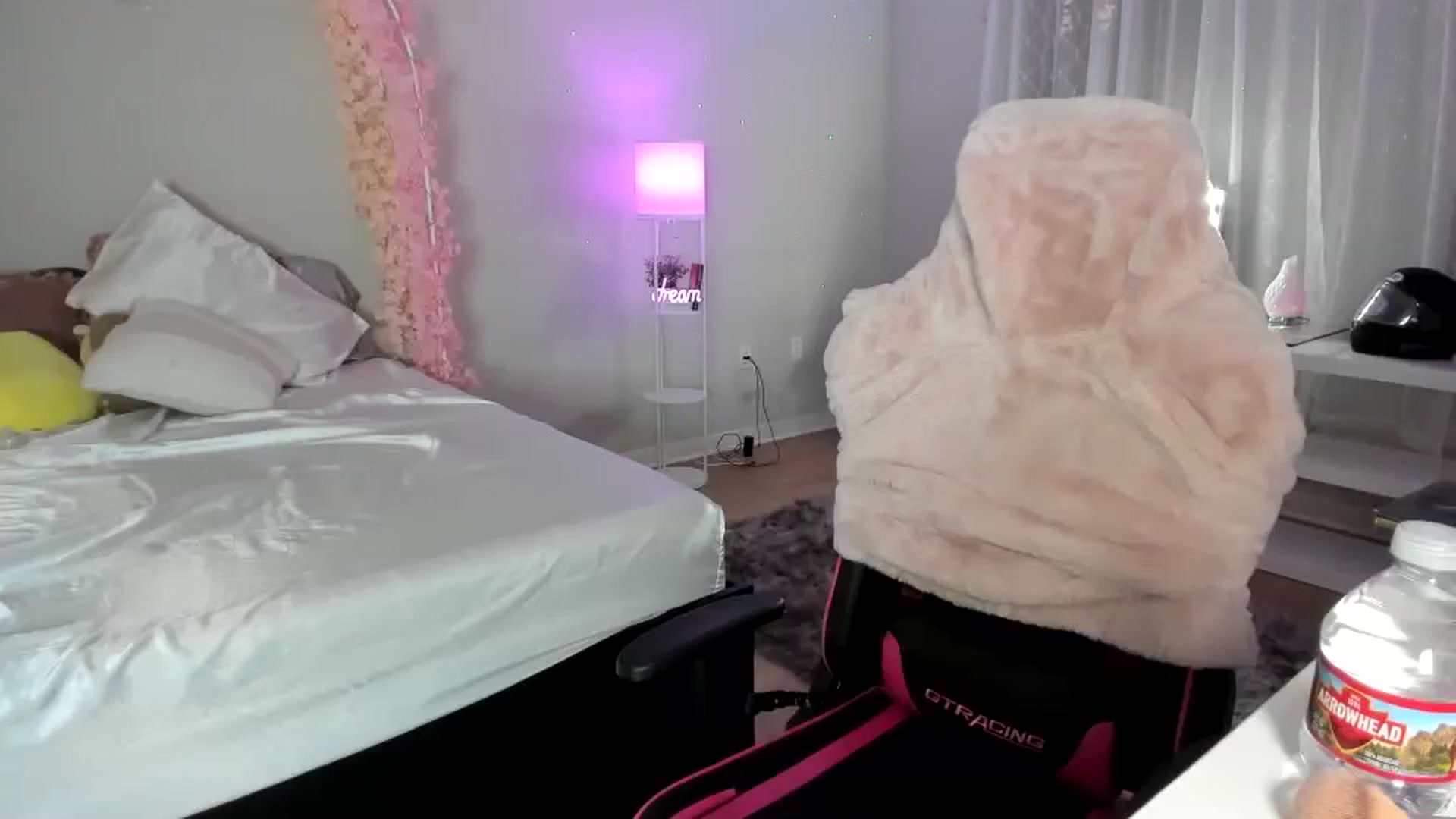 Gallery image thumbnail from BrinaNellie_'s myfreecams stream on, 03/19/2024, 03:40 image 18 of 20