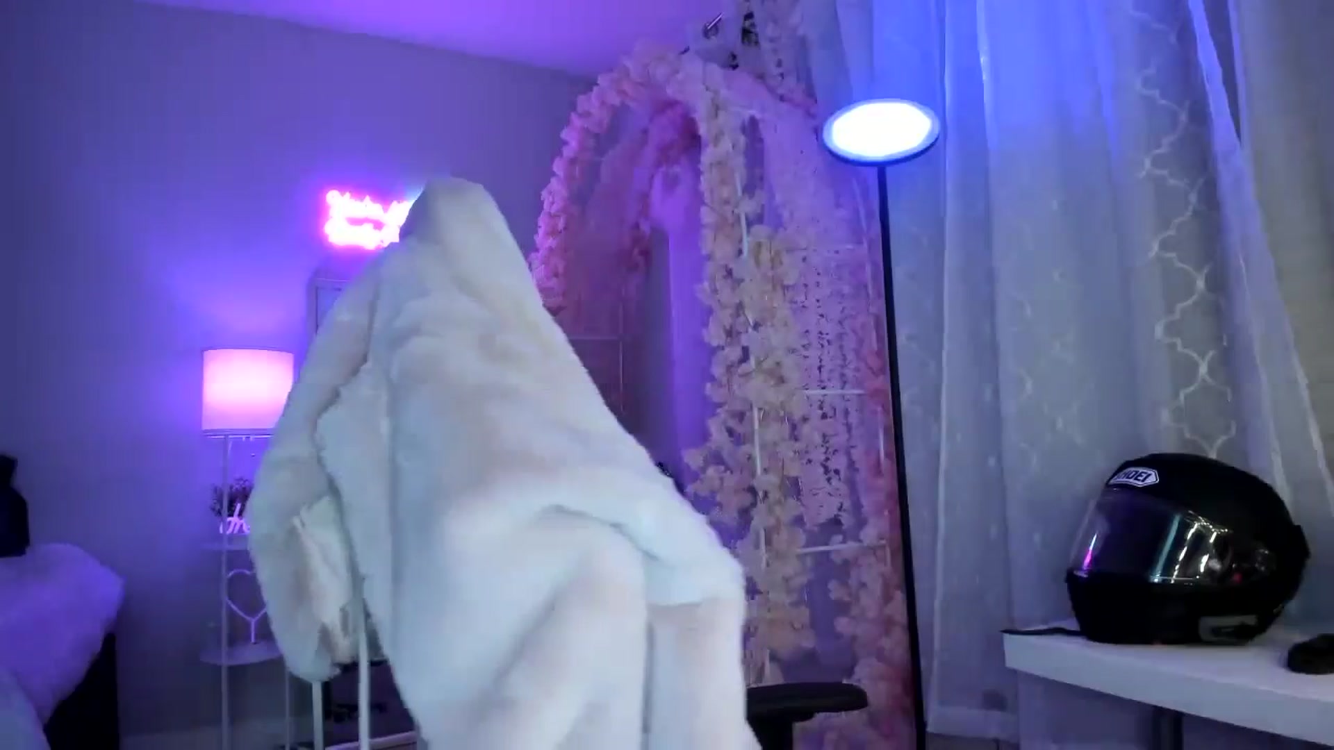 Gallery image thumbnail from BrinaNellie_'s myfreecams stream on, 04/26/2024, 05:26 image 11 of 20