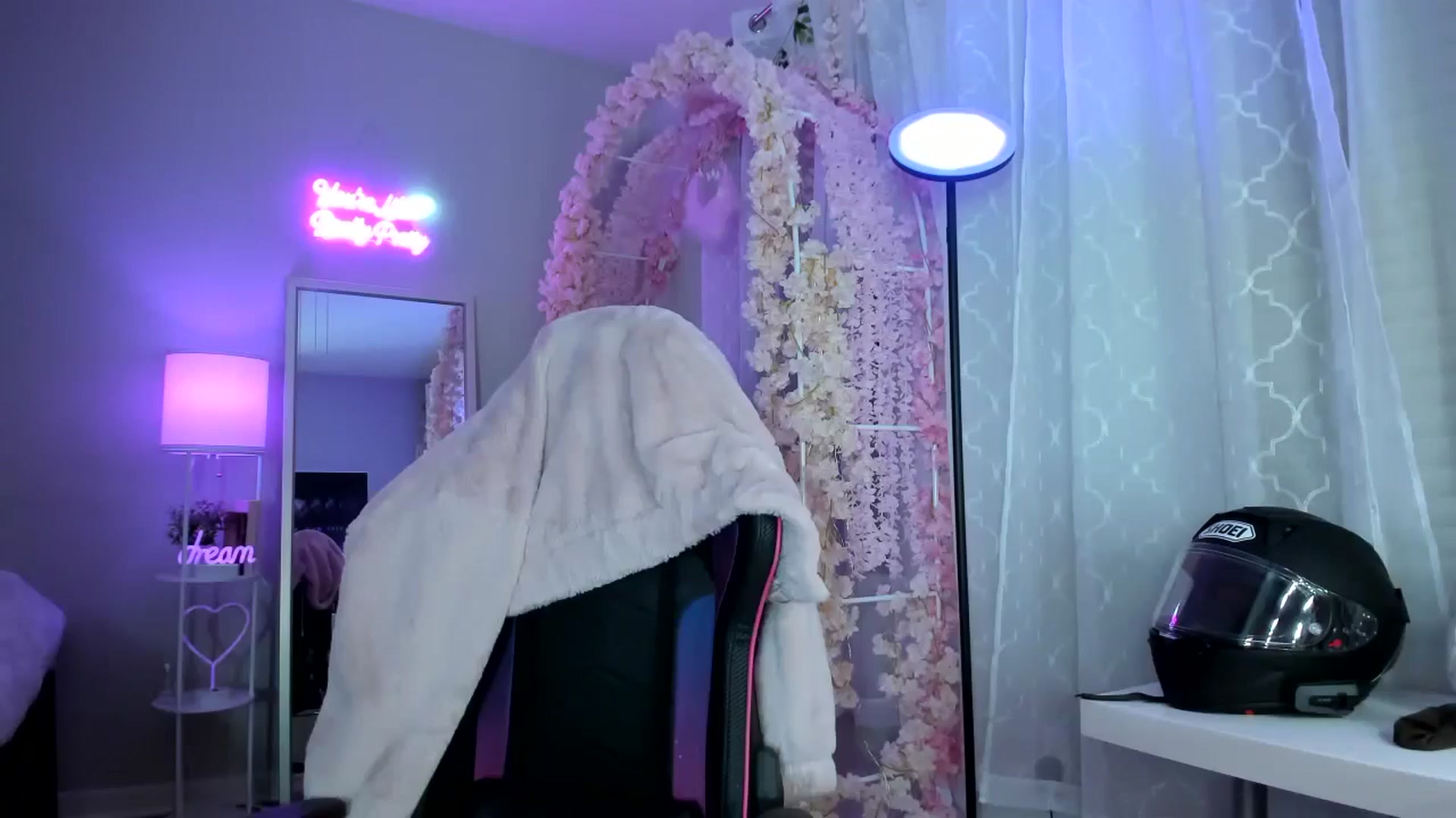 Gallery image thumbnail from BrinaNellie_'s myfreecams stream on, 04/26/2024, 05:26 image 7 of 20