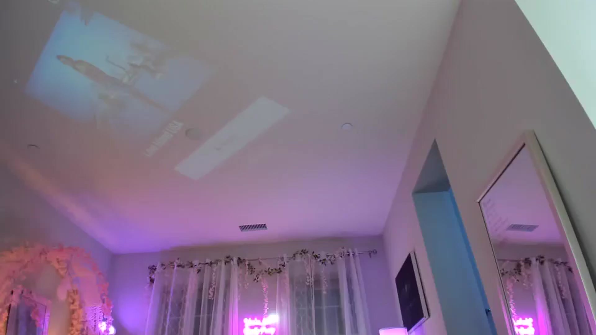 Gallery image thumbnail from BrinaNellie_'s myfreecams stream on, 08/13/2024, 04:15 image 2 of 20