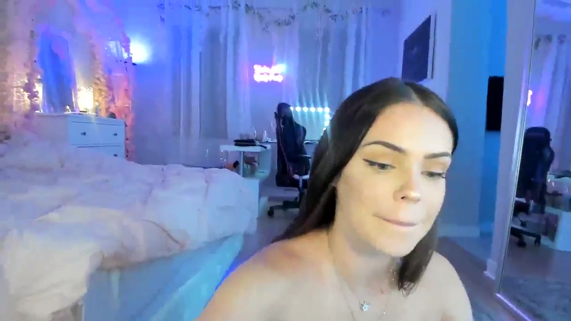 Gallery image thumbnail from BrinaNellie_'s myfreecams stream on, 09/04/2024, 06:37 image 15 of 20