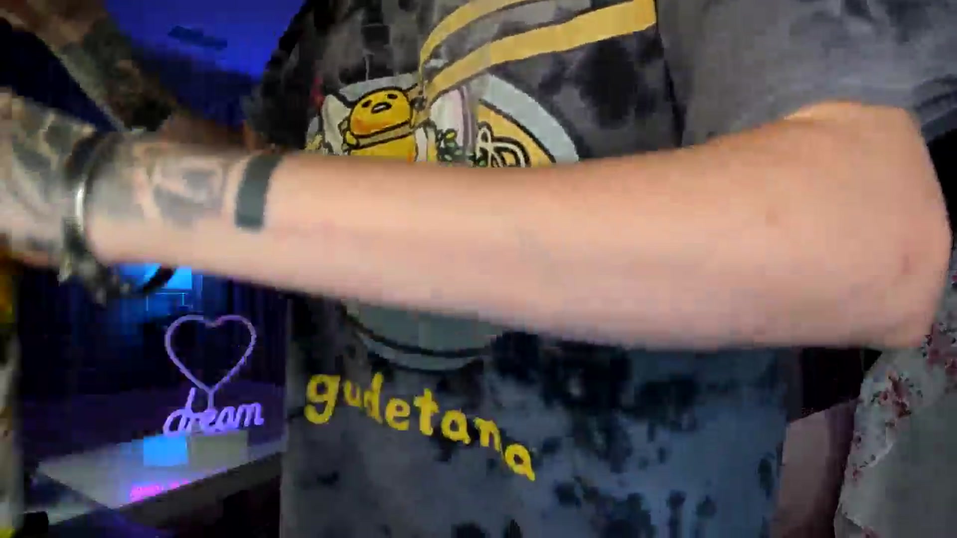 Gallery image thumbnail from BrinaNellie_'s myfreecams stream on, 09/29/2024, 08:45 image 13 of 20