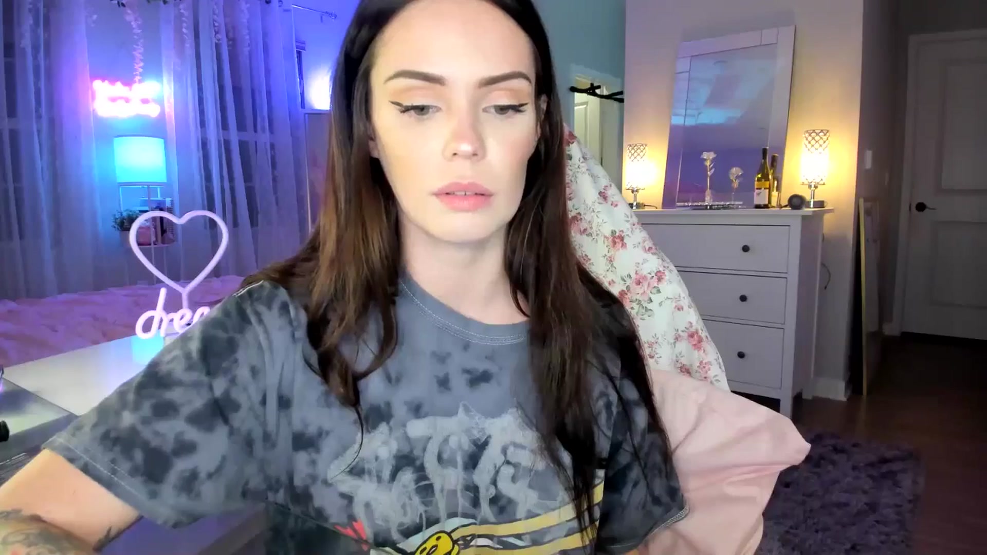 Gallery image thumbnail from BrinaNellie_'s myfreecams stream on, 09/29/2024, 08:45 image 14 of 20