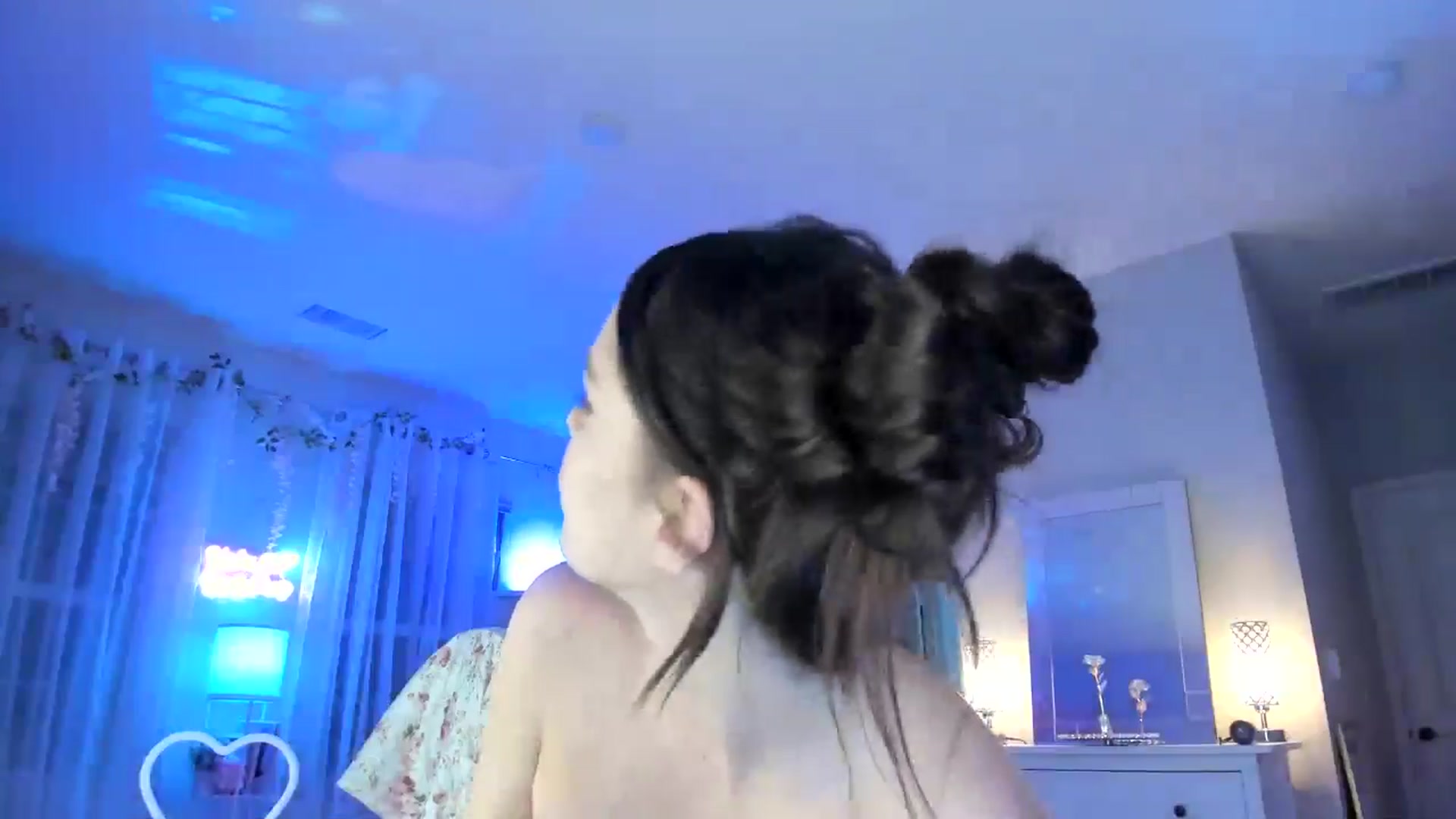Gallery image thumbnail from BrinaNellie_'s myfreecams stream on, 09/29/2024, 10:25 image 11 of 20