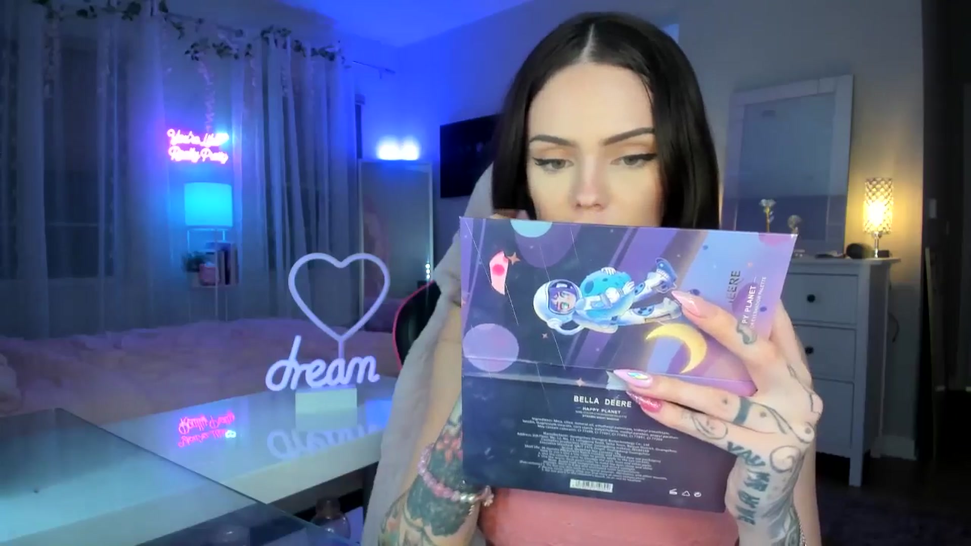Gallery image thumbnail from BrinaNellie_'s myfreecams stream on, 09/30/2024, 04:59 image 15 of 20