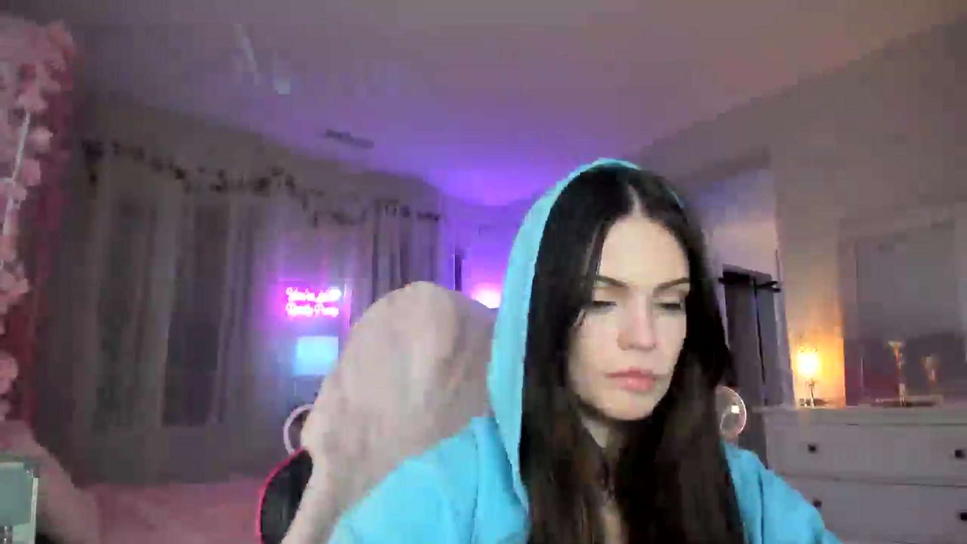 Gallery image thumbnail from BrinaNellie_'s myfreecams stream on, 09/30/2024, 07:22 image 20 of 20