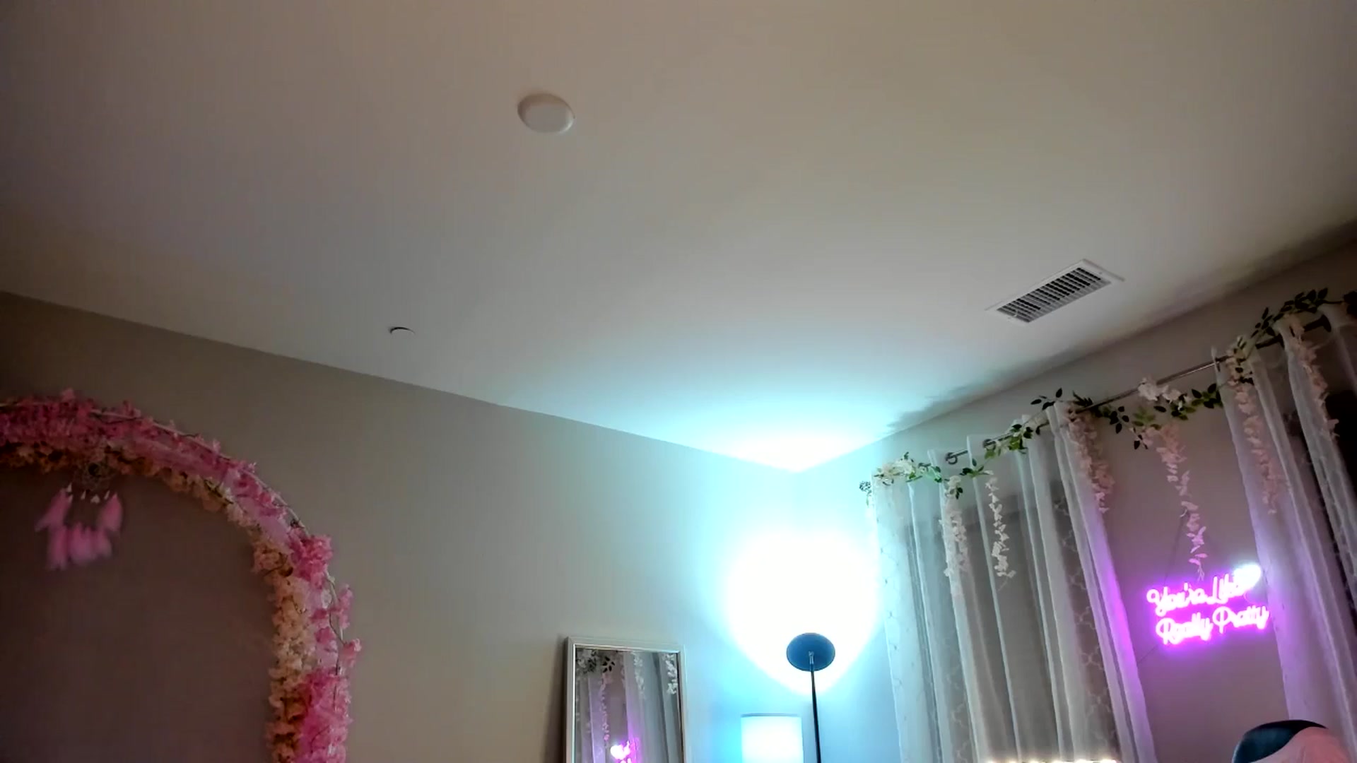 Gallery image thumbnail from BrinaNellie_'s myfreecams stream on, 10/08/2024, 07:35 image 3 of 20