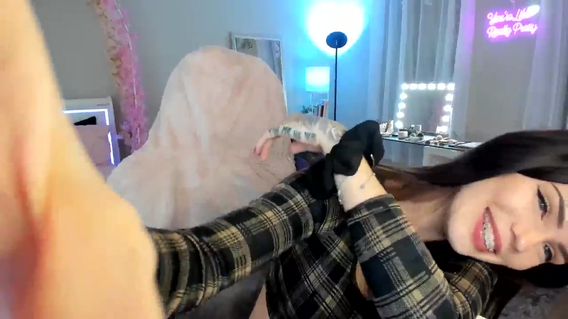 Gallery image thumbnail from BrinaNellie_'s myfreecams stream on, 10/10/2024, 09:06 image 13 of 20
