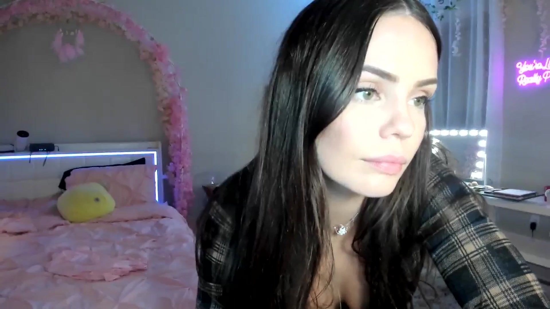 Gallery image thumbnail from BrinaNellie_'s myfreecams stream on, 10/10/2024, 11:19 image 4 of 20