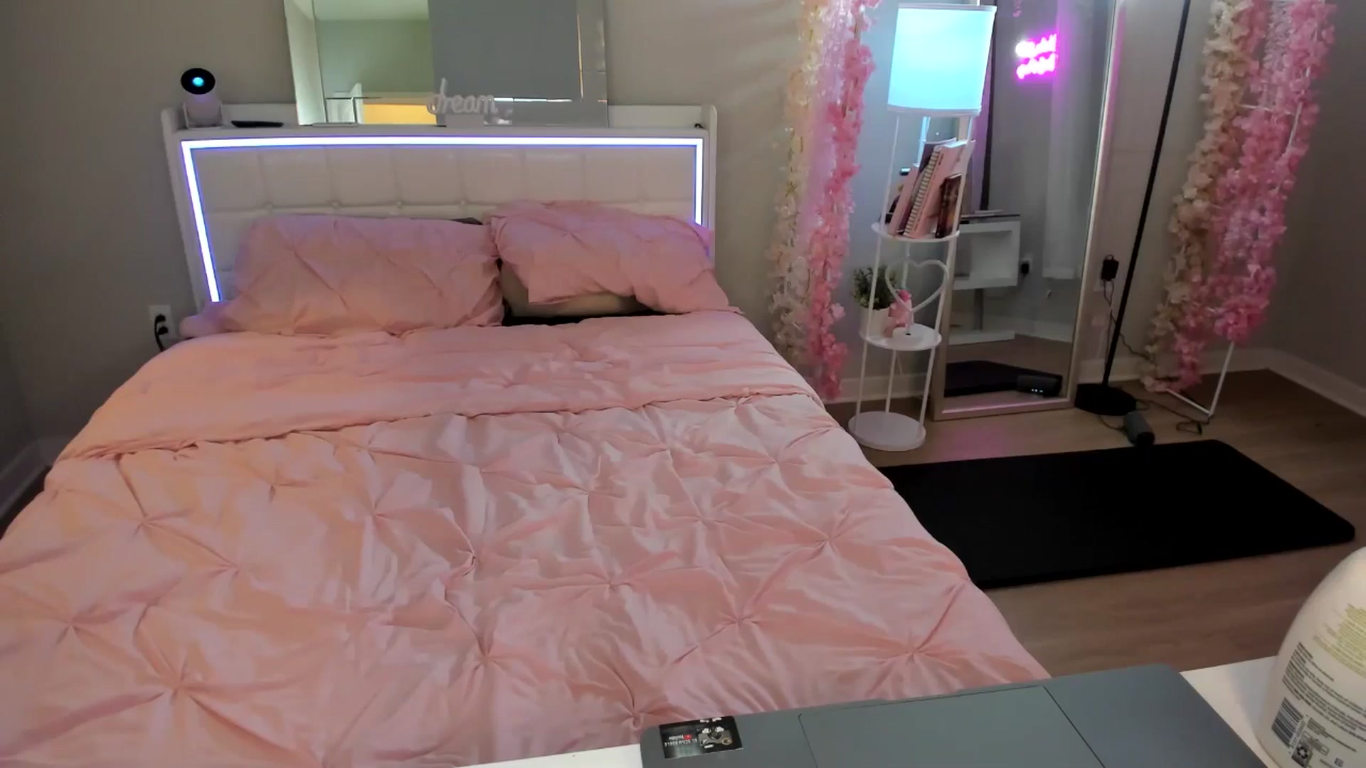 Gallery image thumbnail from BrinaNellie_'s myfreecams stream on, 11/07/2024, 05:41 image 15 of 20