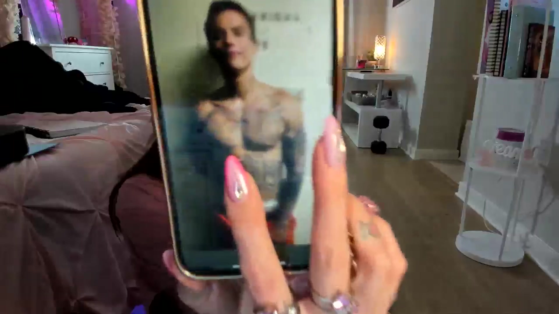 Gallery image thumbnail from BrinaNellie_'s myfreecams stream on, 12/23/2024, 06:01 image 14 of 20