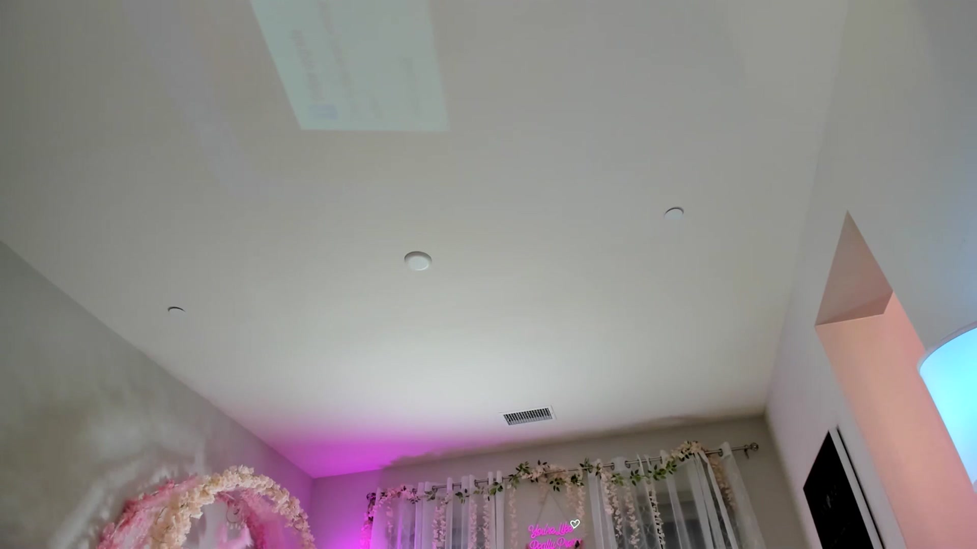 Gallery image thumbnail from BrinaNellie_'s myfreecams stream on, 12/24/2024, 08:53 image 13 of 20