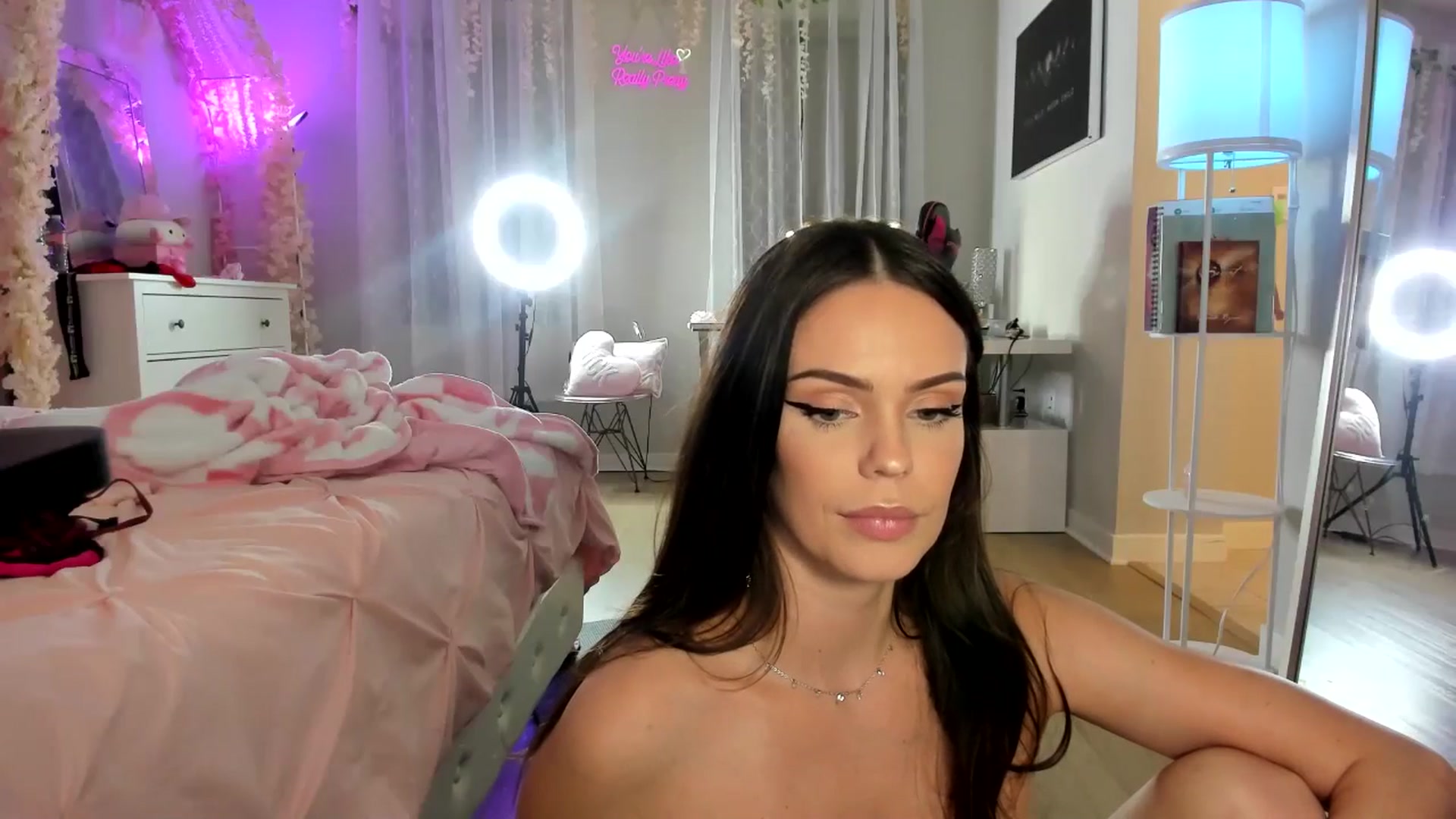 Gallery image thumbnail from BrinaNellie_'s myfreecams stream on, 12/30/2024, 08:05 image 18 of 20