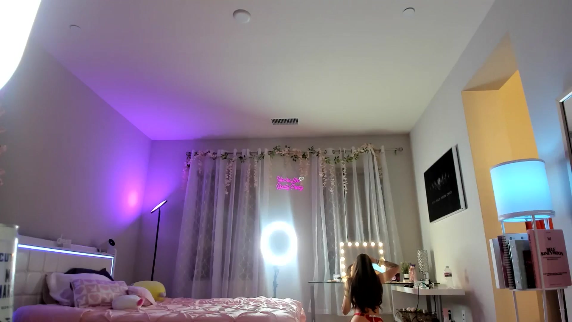 Gallery image thumbnail from BrinaNellie_'s myfreecams stream on, 01/01/2025, 13:02 image 7 of 20