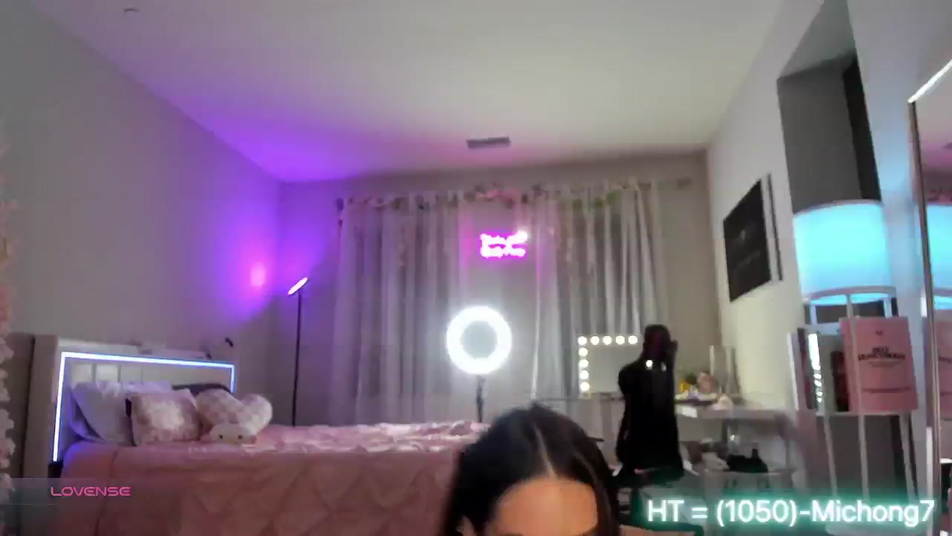 Gallery image thumbnail from BrinaNellie_'s myfreecams stream on, 01/03/2025, 06:28 image 17 of 20