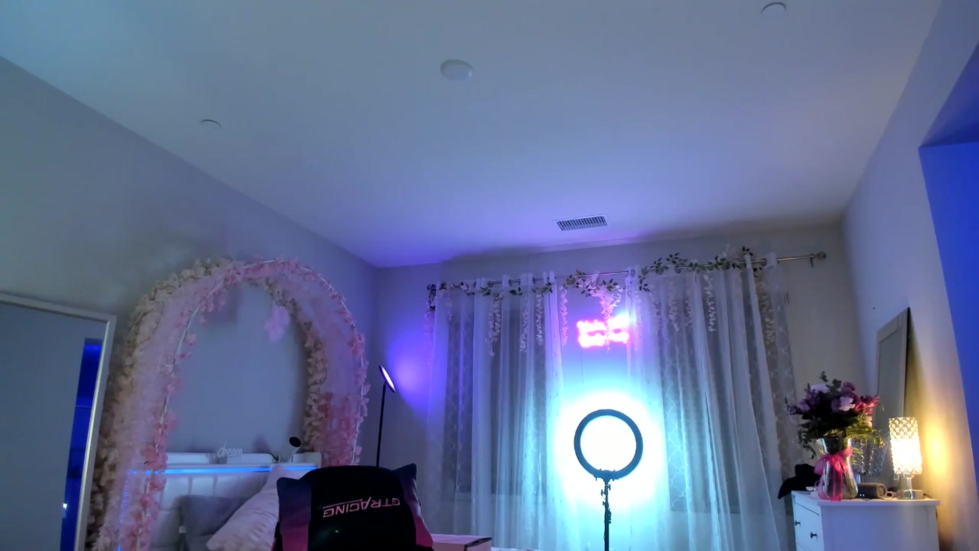 Gallery image thumbnail from BrinaNellie_'s myfreecams stream on, 02/01/2025, 09:45 image 2 of 20