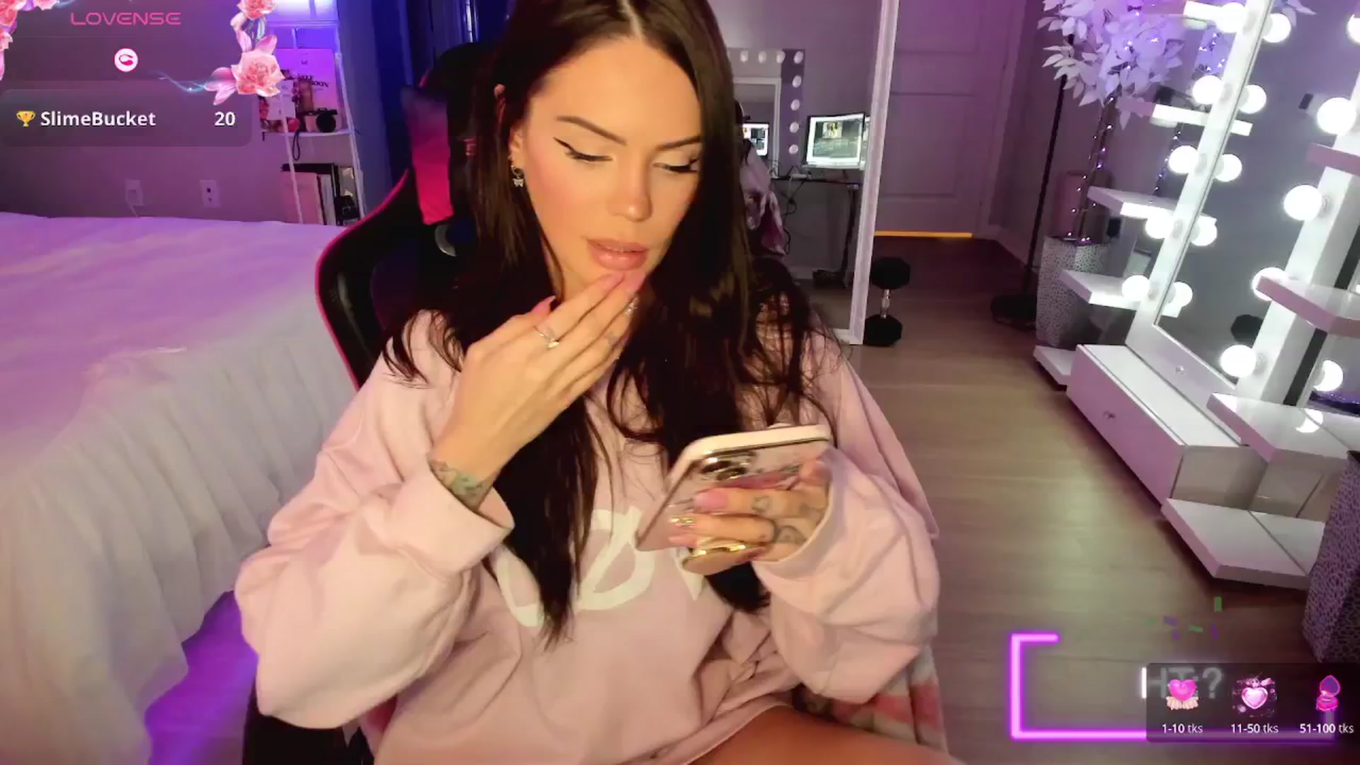 Gallery image thumbnail from BrinaNellie_'s myfreecams stream on, 03/04/2025, 04:44 image 8 of 20