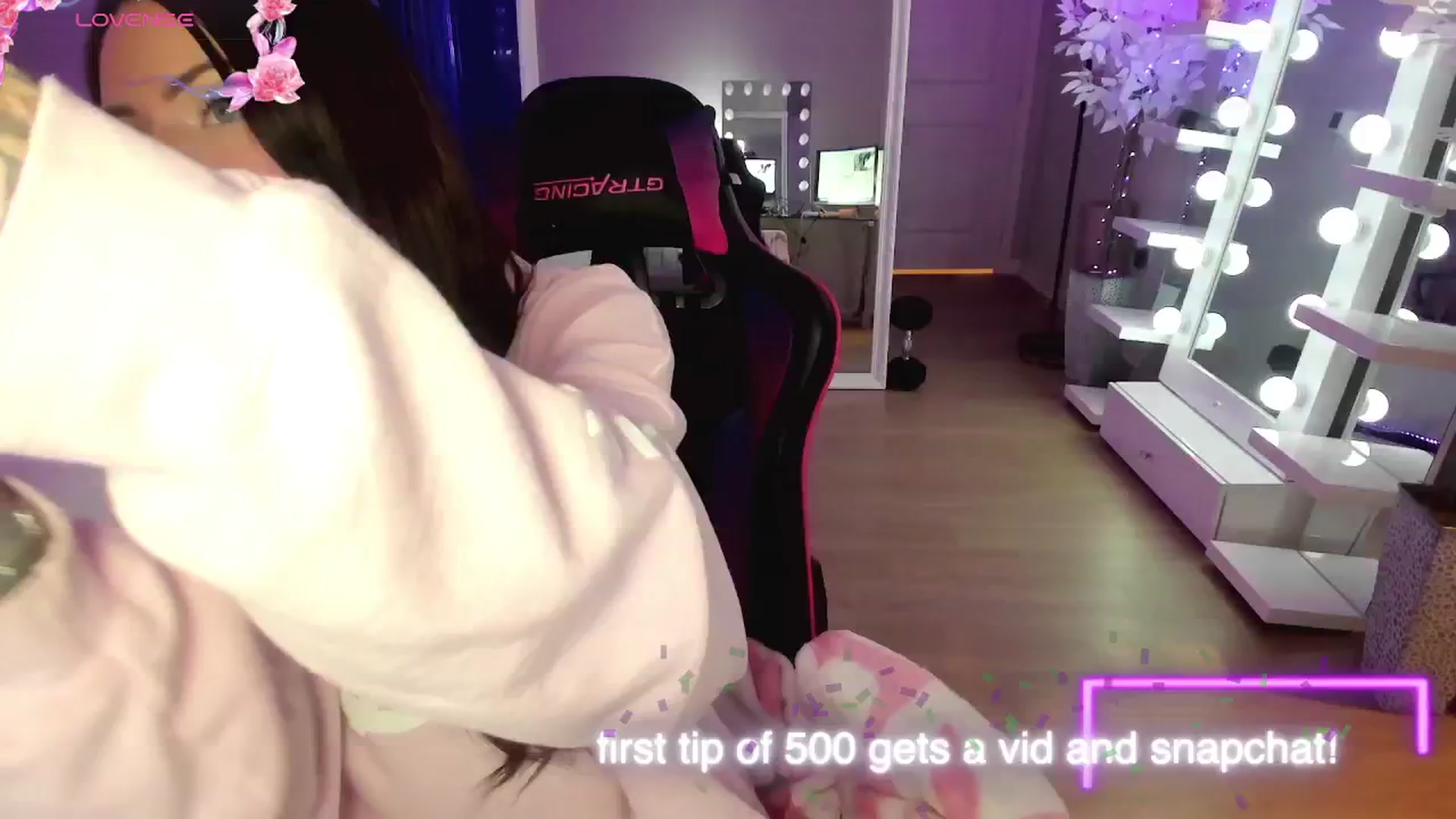 Gallery image thumbnail from BrinaNellie_'s myfreecams stream on, 03/04/2025, 04:44 image 16 of 20