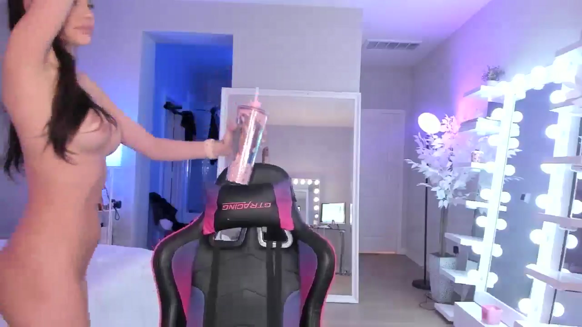 Gallery image thumbnail from BrinaNellie_'s myfreecams stream on, 03/06/2025, 09:37 image 7 of 20