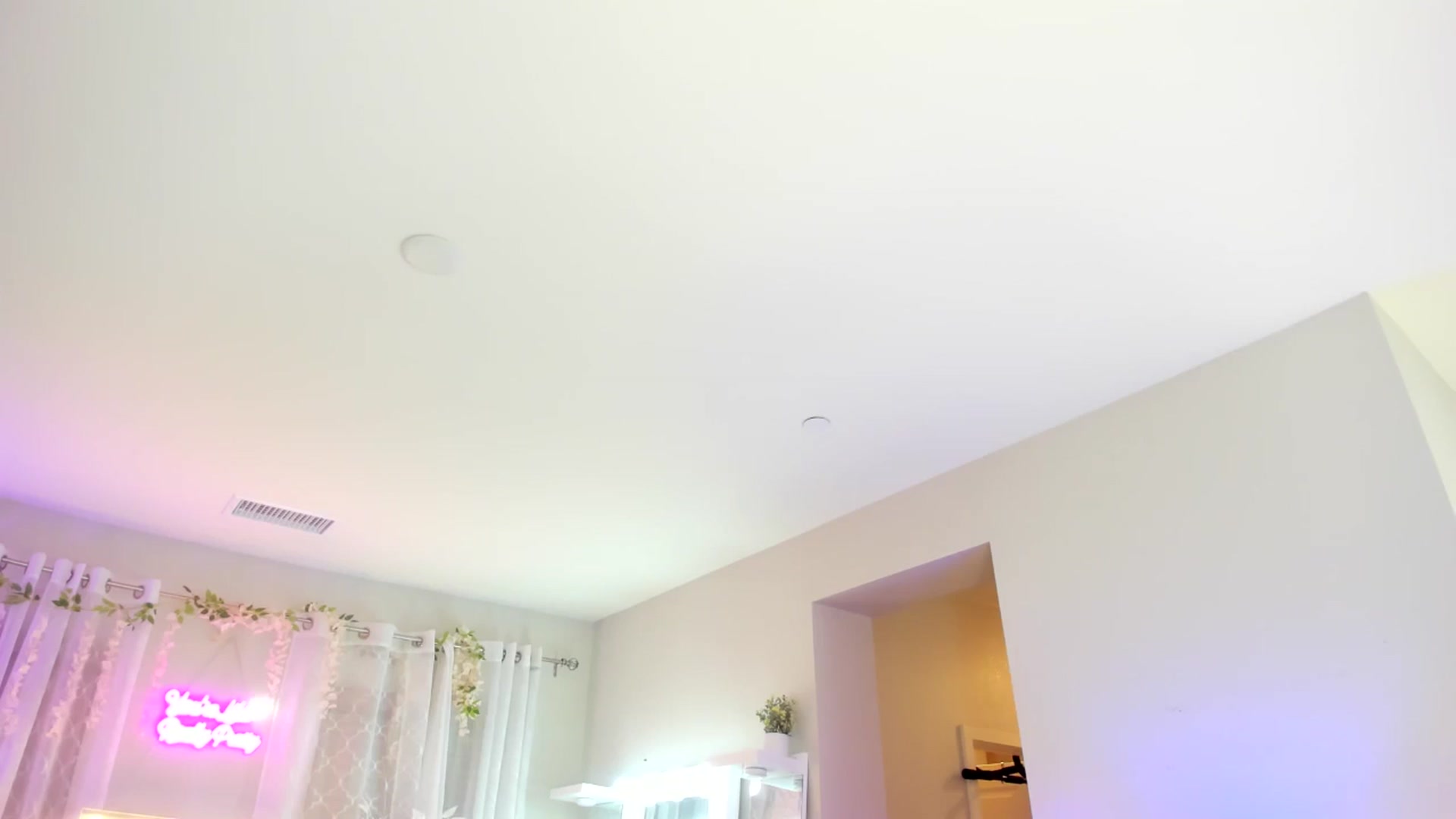 Gallery image thumbnail from BrinaNellie_'s myfreecams stream on, 04/14/2025, 12:28 image 14 of 20