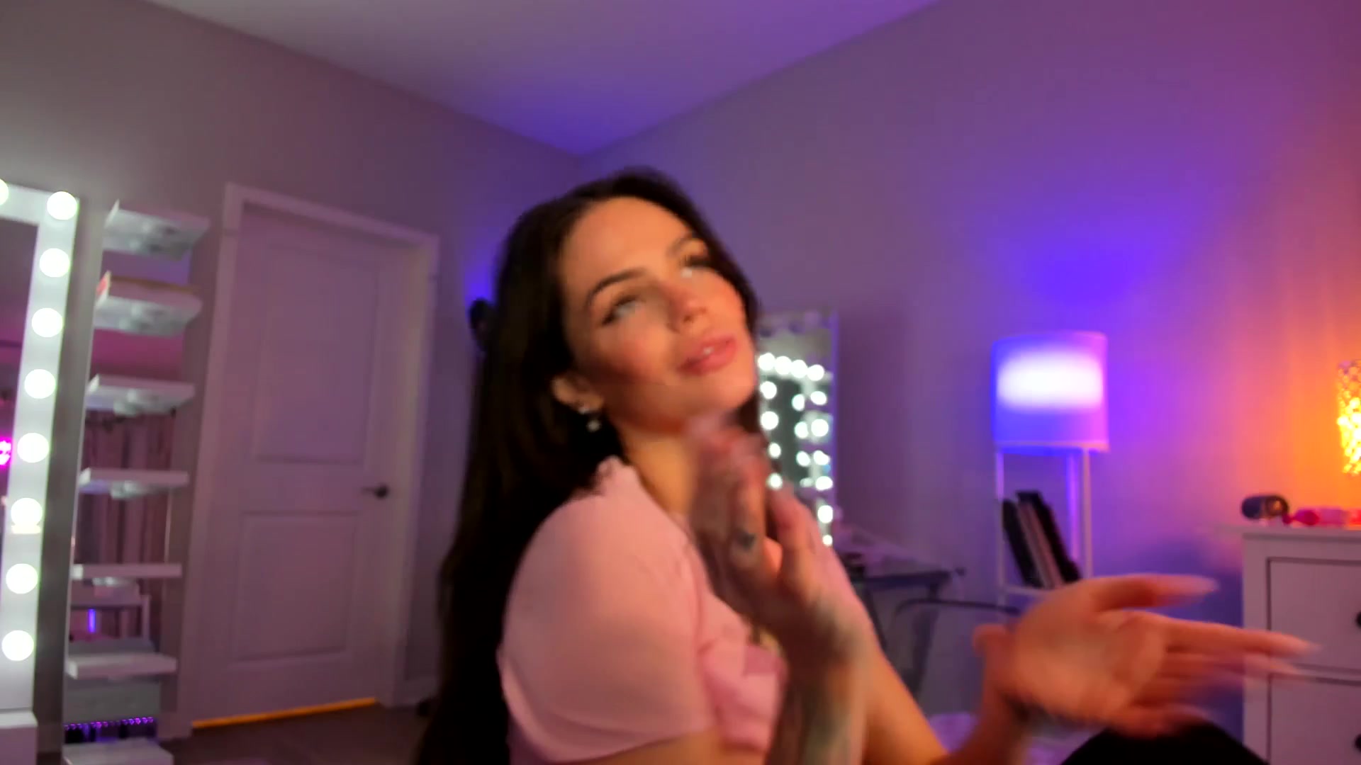 Gallery image thumbnail from BrinaNellie_'s myfreecams stream on, 05/04/2025, 10:44 image 8 of 20
