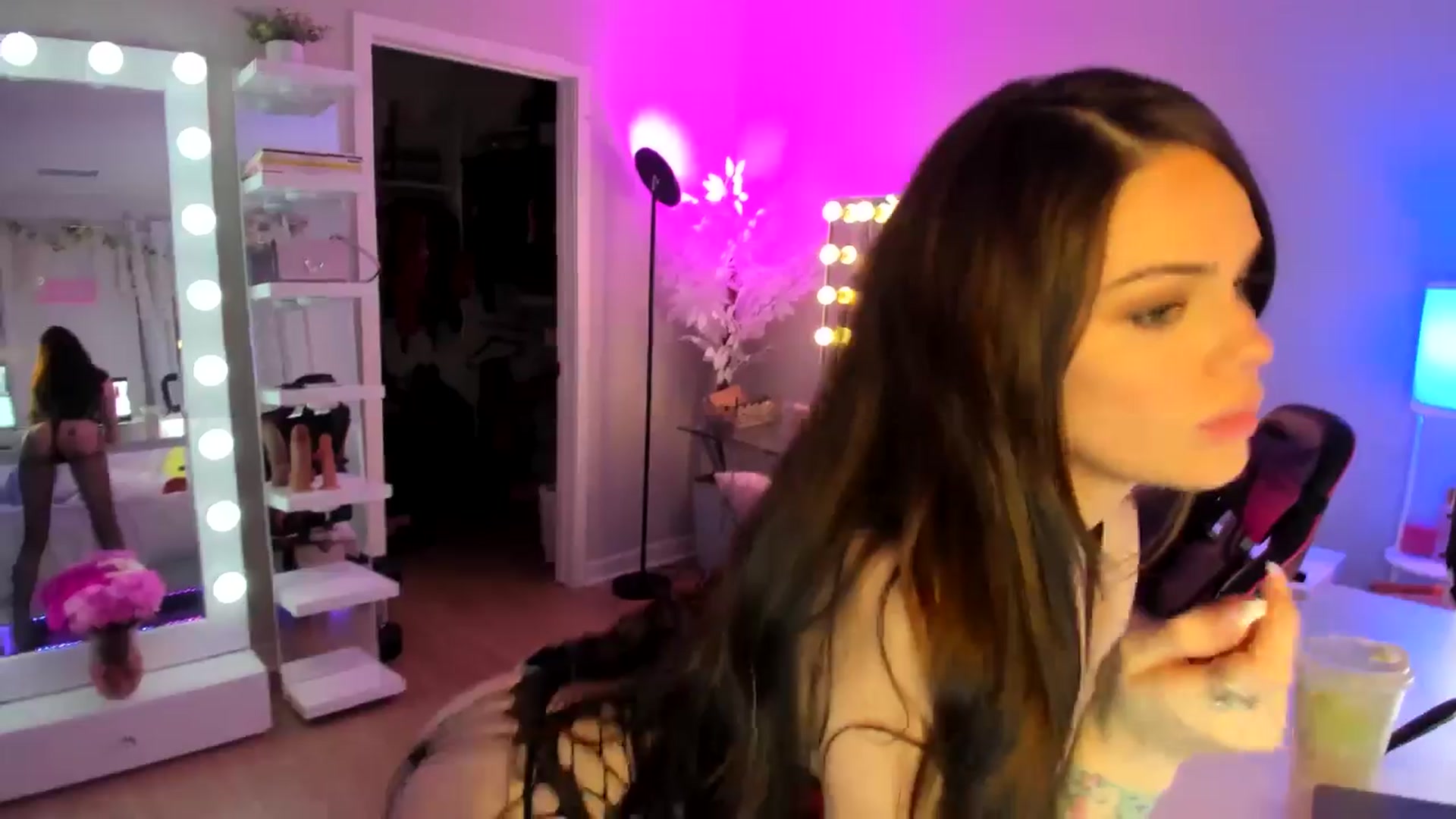 Gallery image thumbnail from BrinaNellie_'s myfreecams stream on, 06/02/2025, 05:38 image 5 of 20