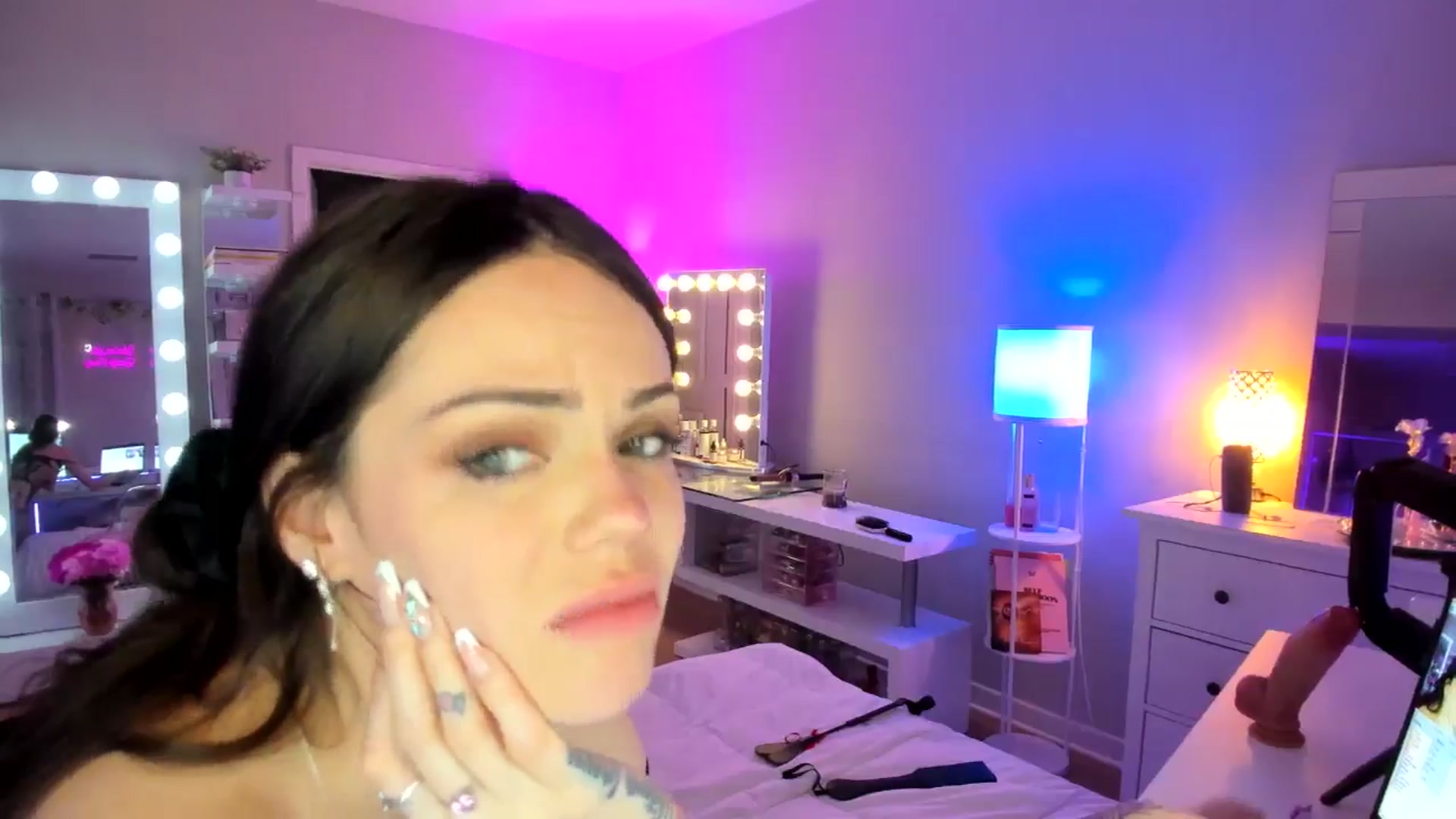 Gallery image thumbnail from BrinaNellie_'s myfreecams stream on, 06/02/2025, 09:06 image 17 of 20