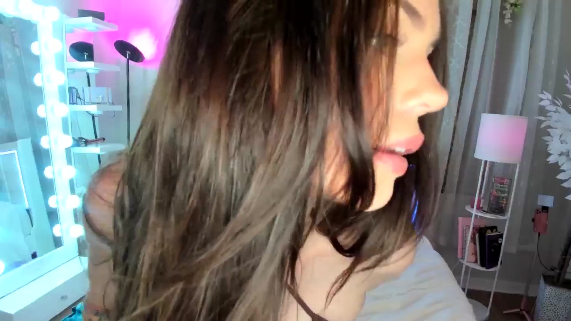 Gallery image thumbnail from BrinaNellie_'s myfreecams stream on, 06/25/2025, 08:19 image 7 of 20