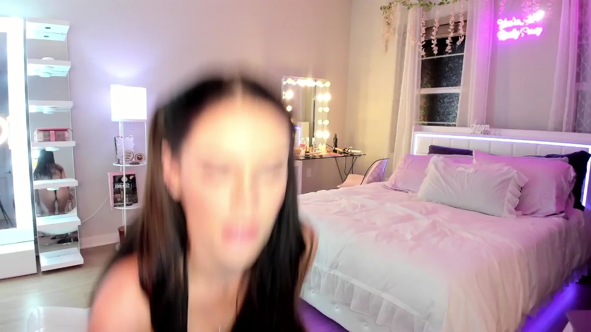 Gallery image thumbnail from BrinaNellie_'s myfreecams stream on, 11/21/2025, 06:06 image 14 of 20