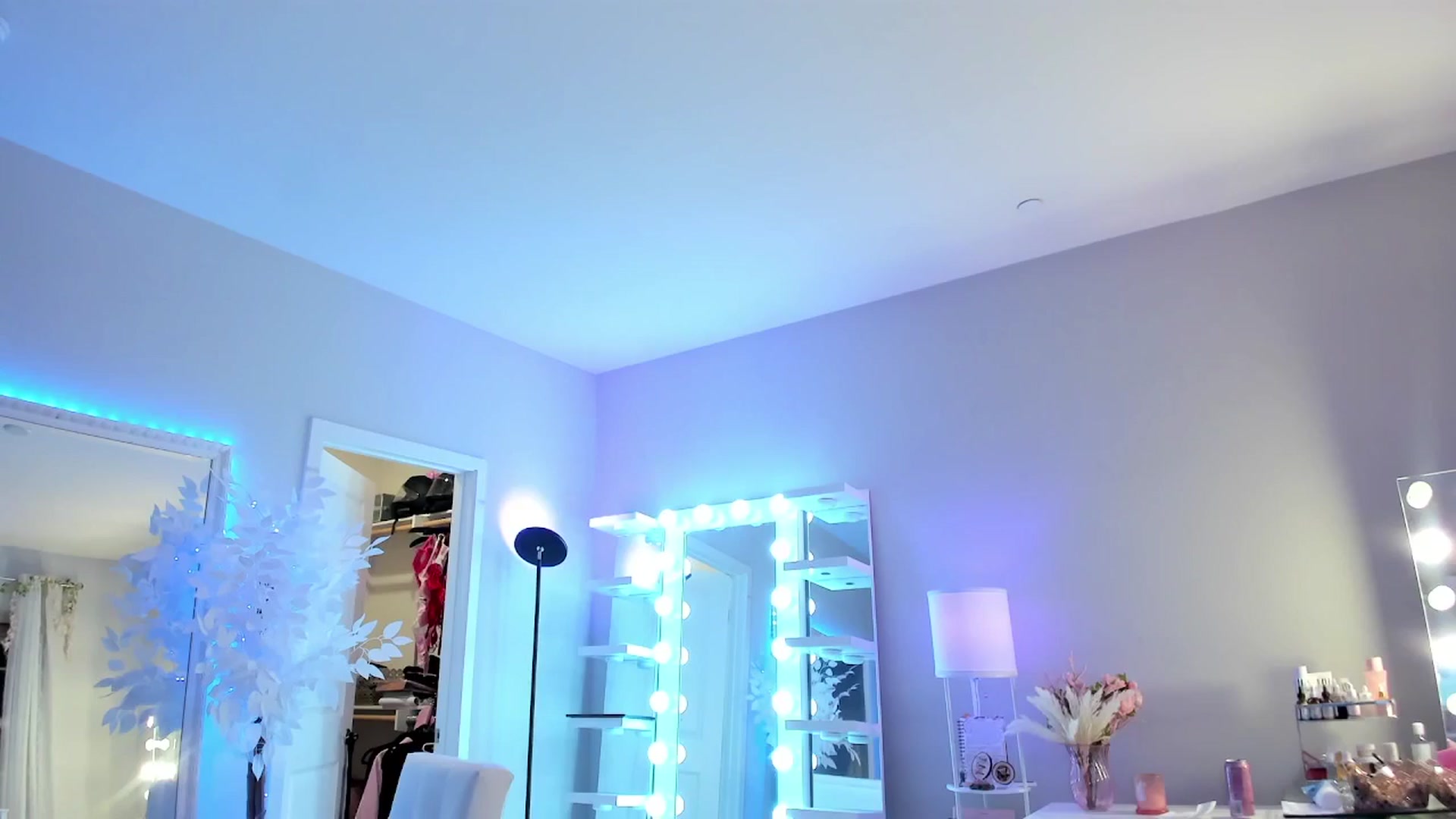 Gallery image thumbnail from BrinaNellie_'s myfreecams stream on, 11/29/2025, 06:27 image 17 of 20